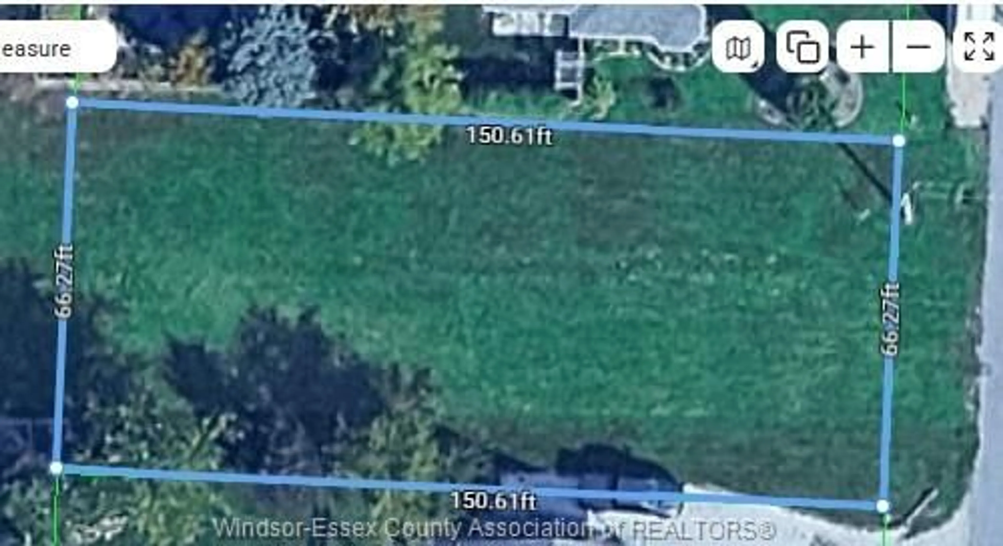 A pic from outside/outdoor area/front of a property/back of a property/a pic from drone, unknown for 6199 EMERSON Ave, Comber Ontario N0P 1J0