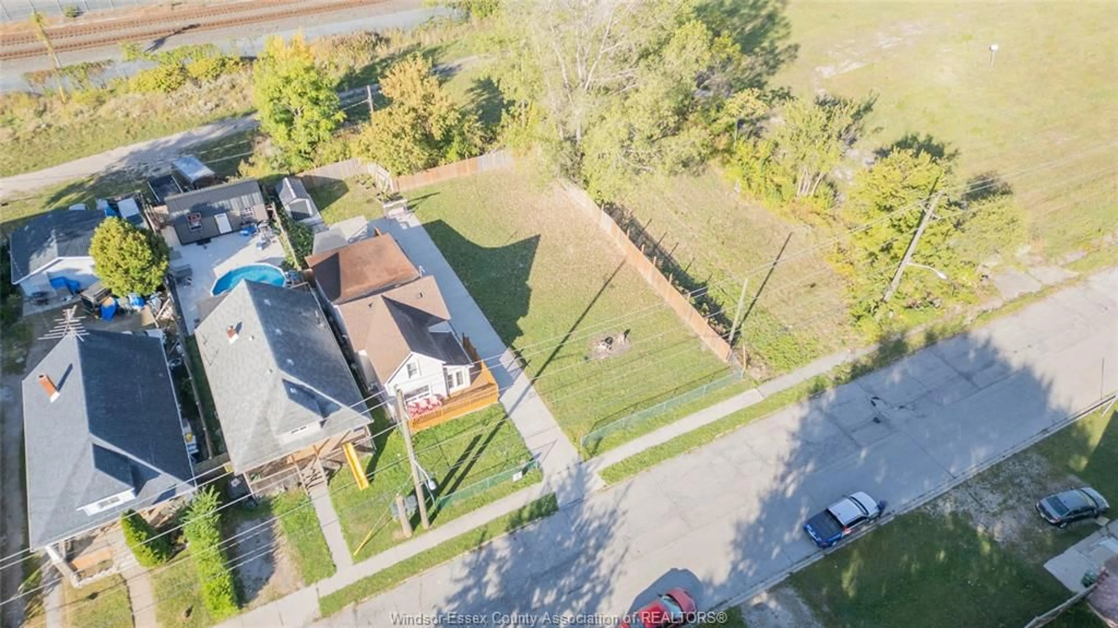 A pic from outside/outdoor area/front of a property/back of a property/a pic from drone, street for 0 WELLINGTON, Windsor Ontario N8X 2C1