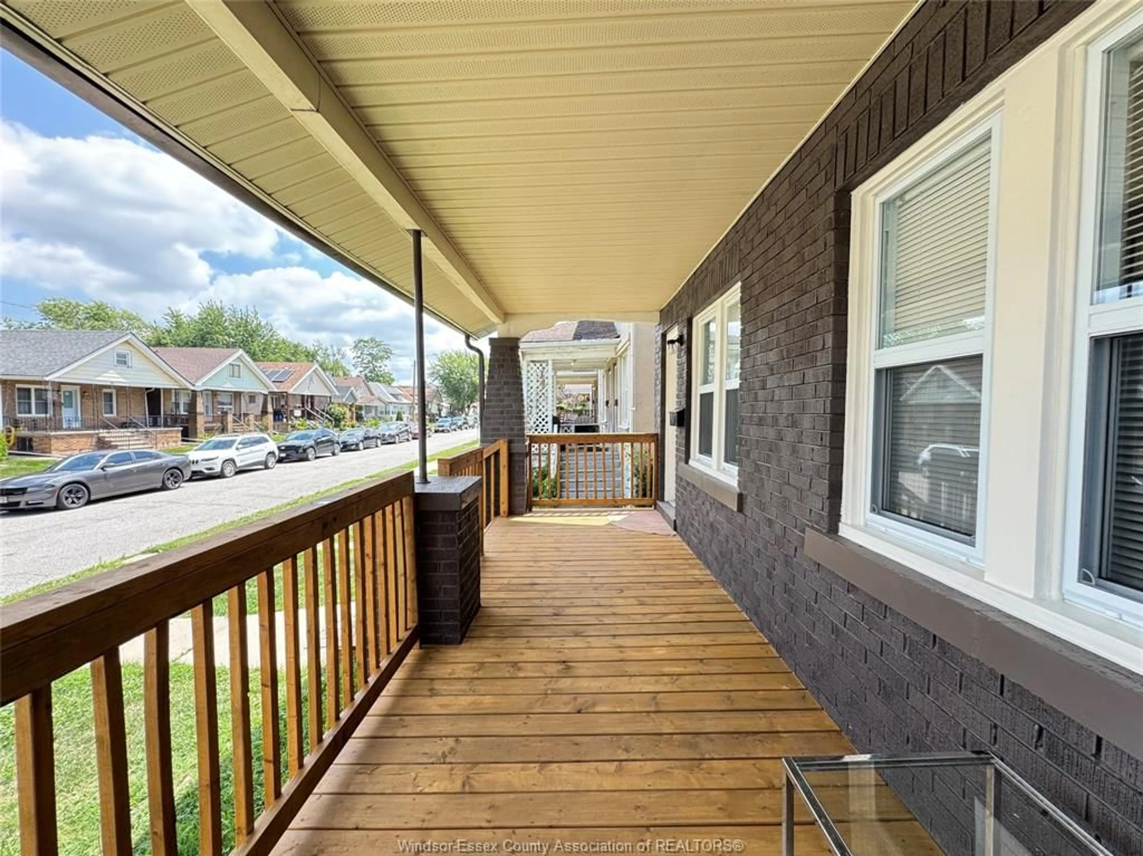 Patio, street for 1535 LILLIAN Ave, Windsor Ontario N8X 4A9