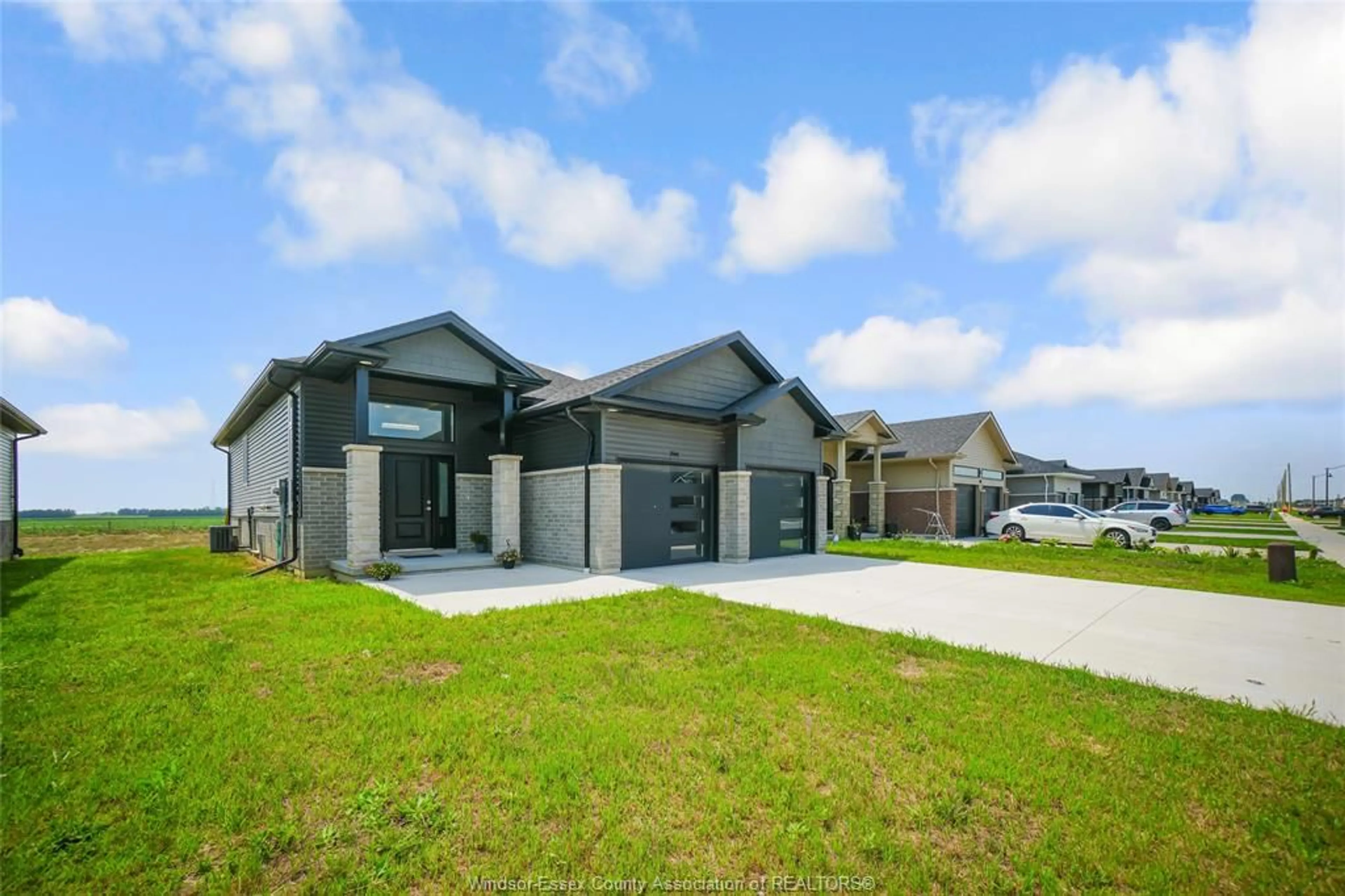 Unknown for 794 KEIL Dr, Chatham Ontario N7M 0T4