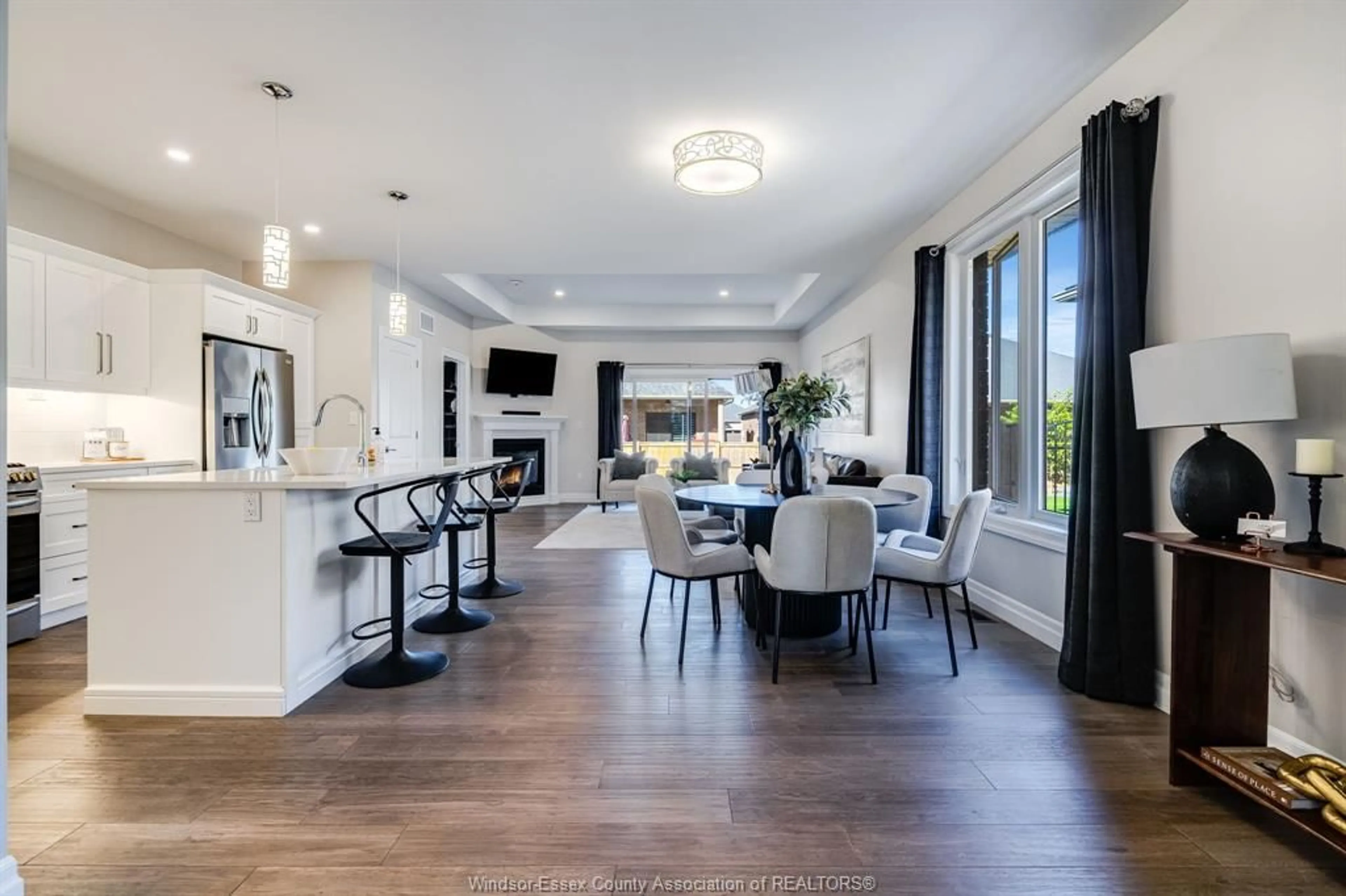 Open concept kitchen, unknown for 12 Robin Crt, Kingsville Ontario N9Y 0E1