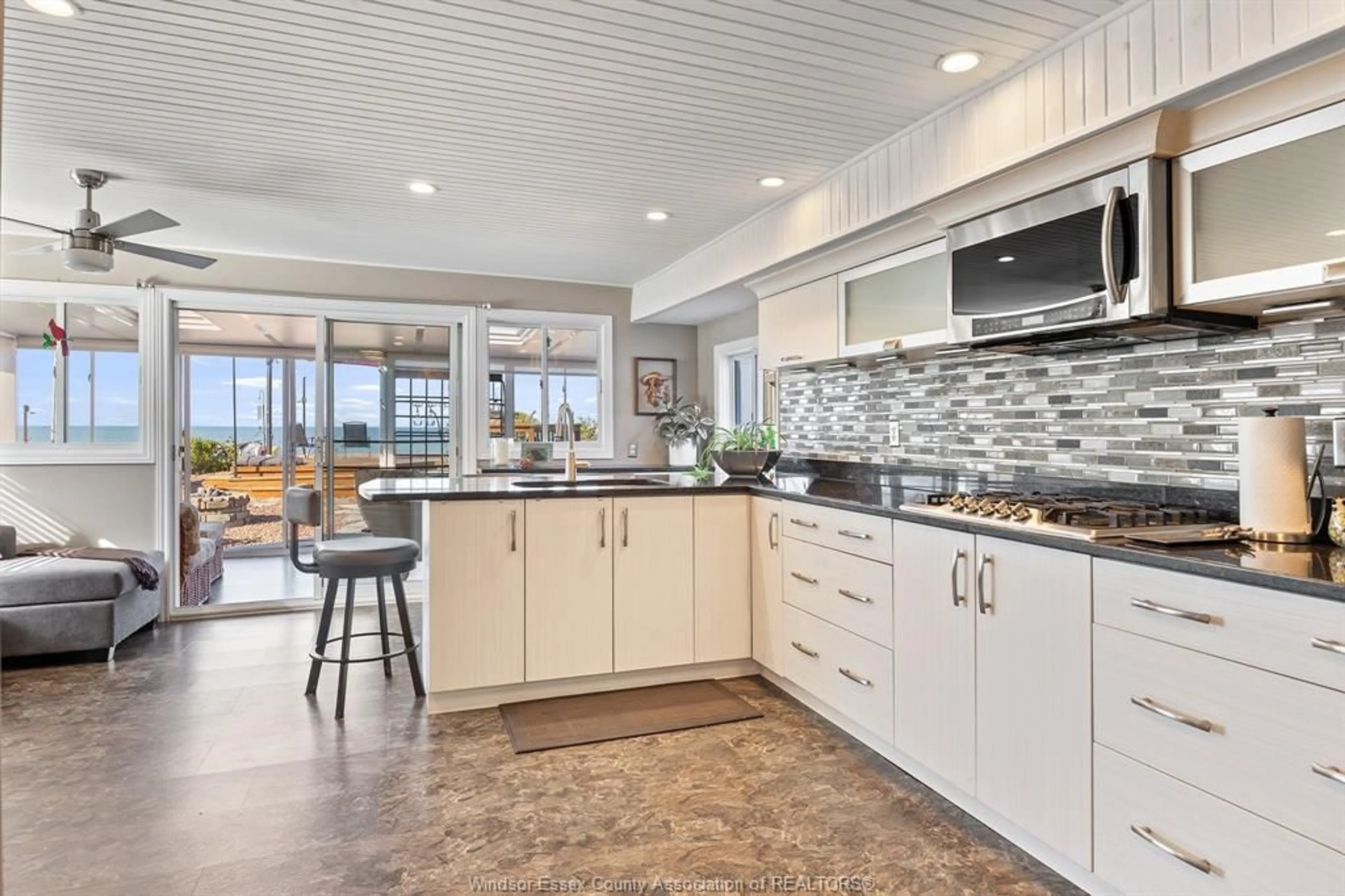 Open concept kitchen, ceramic/tile floor for 1362 EDGEWATER, Belle River Ontario N0R 1A0