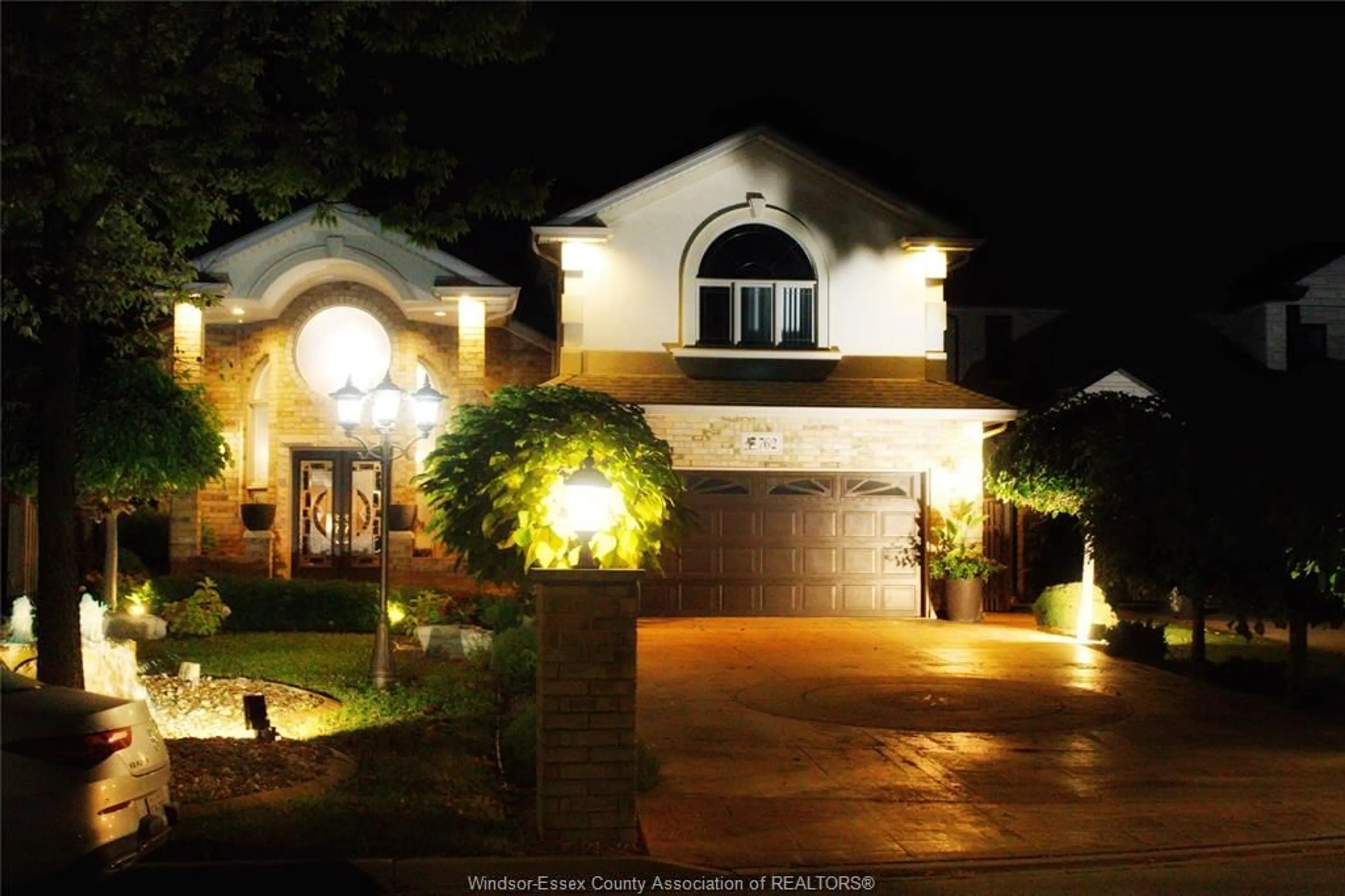 Unknown for 762 NEWPORT Cres, Windsor Ontario N9E 4Z5