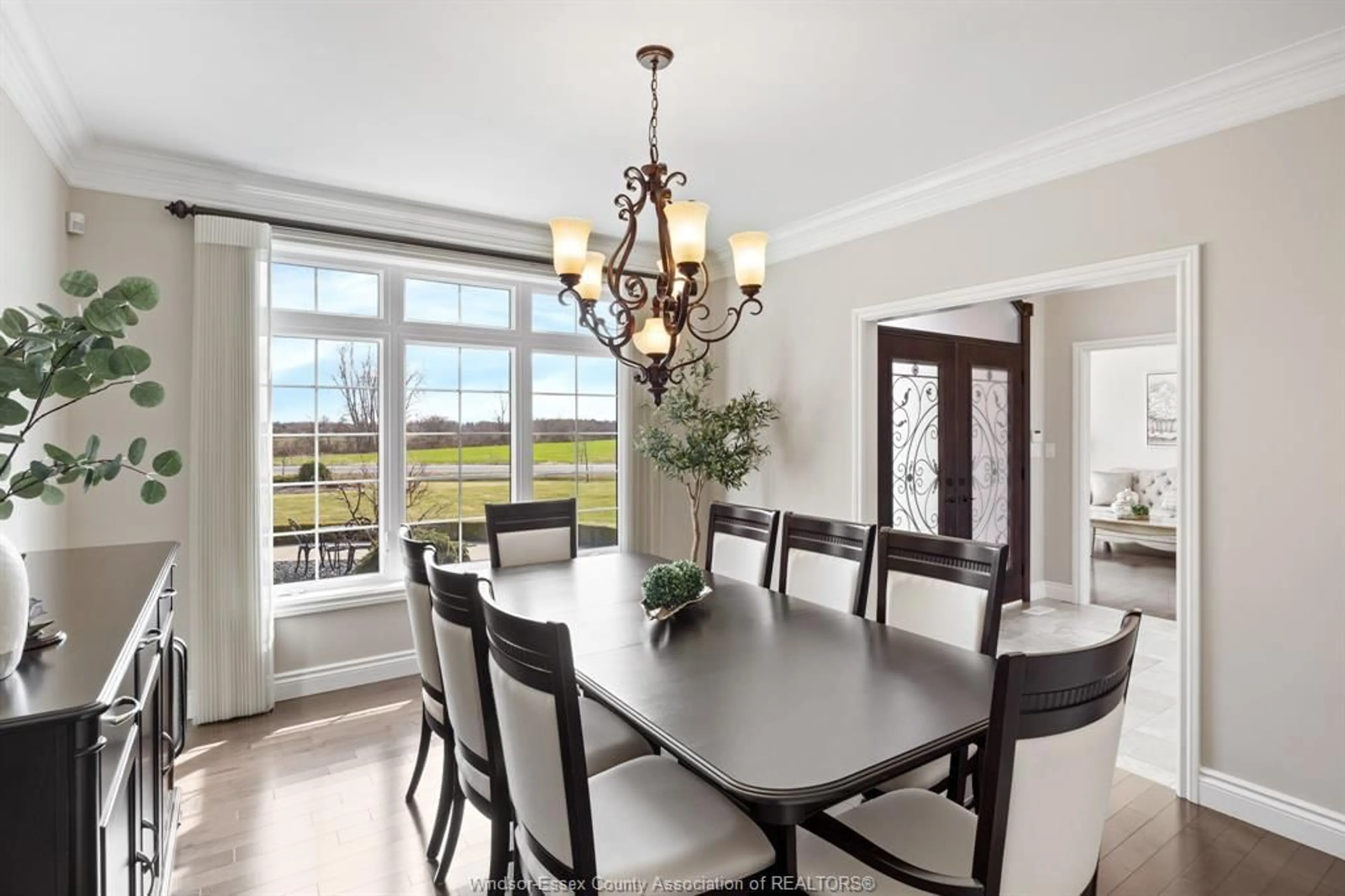 Dining room, ceramic/tile floor for 640 NORTH TALBOT Rd, Lakeshore Ontario N8M 2X7