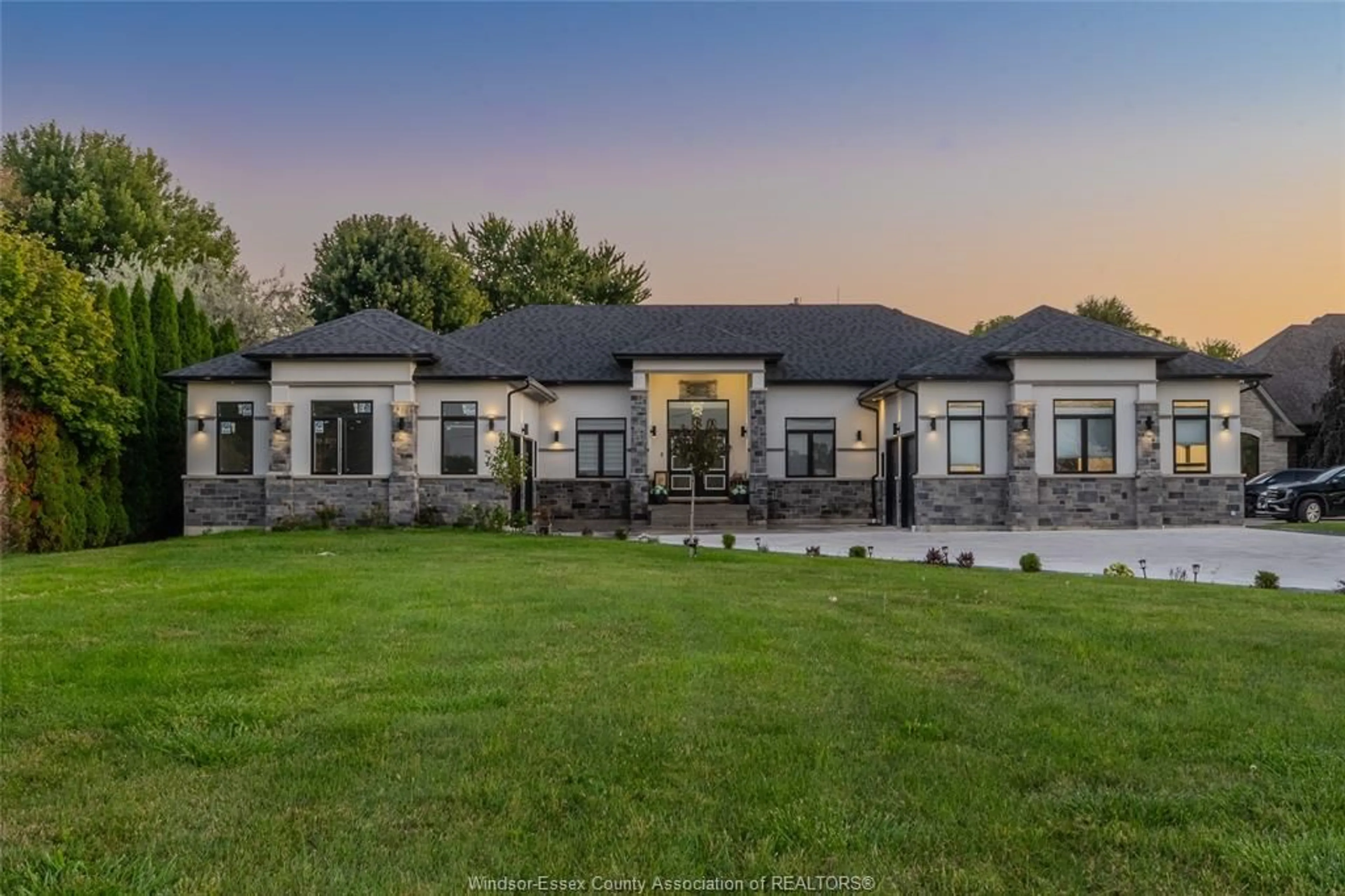 Home with brick exterior material, unknown for 1316 Deer Run, Leamington Ontario N8H 3V7
