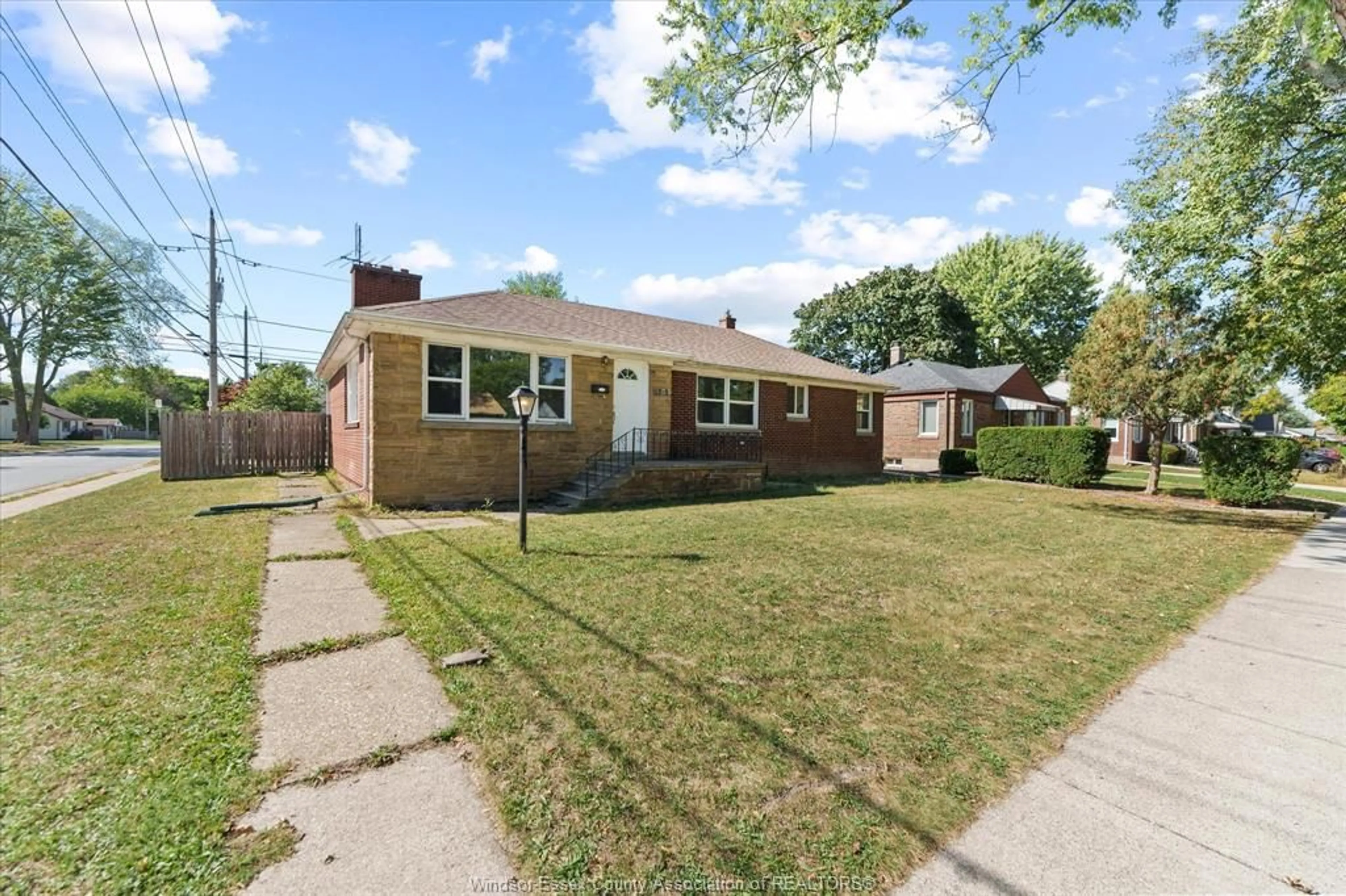 Home with brick exterior material, street for 2783 DOMINION BLVD, Windsor Ontario N9E 2M7