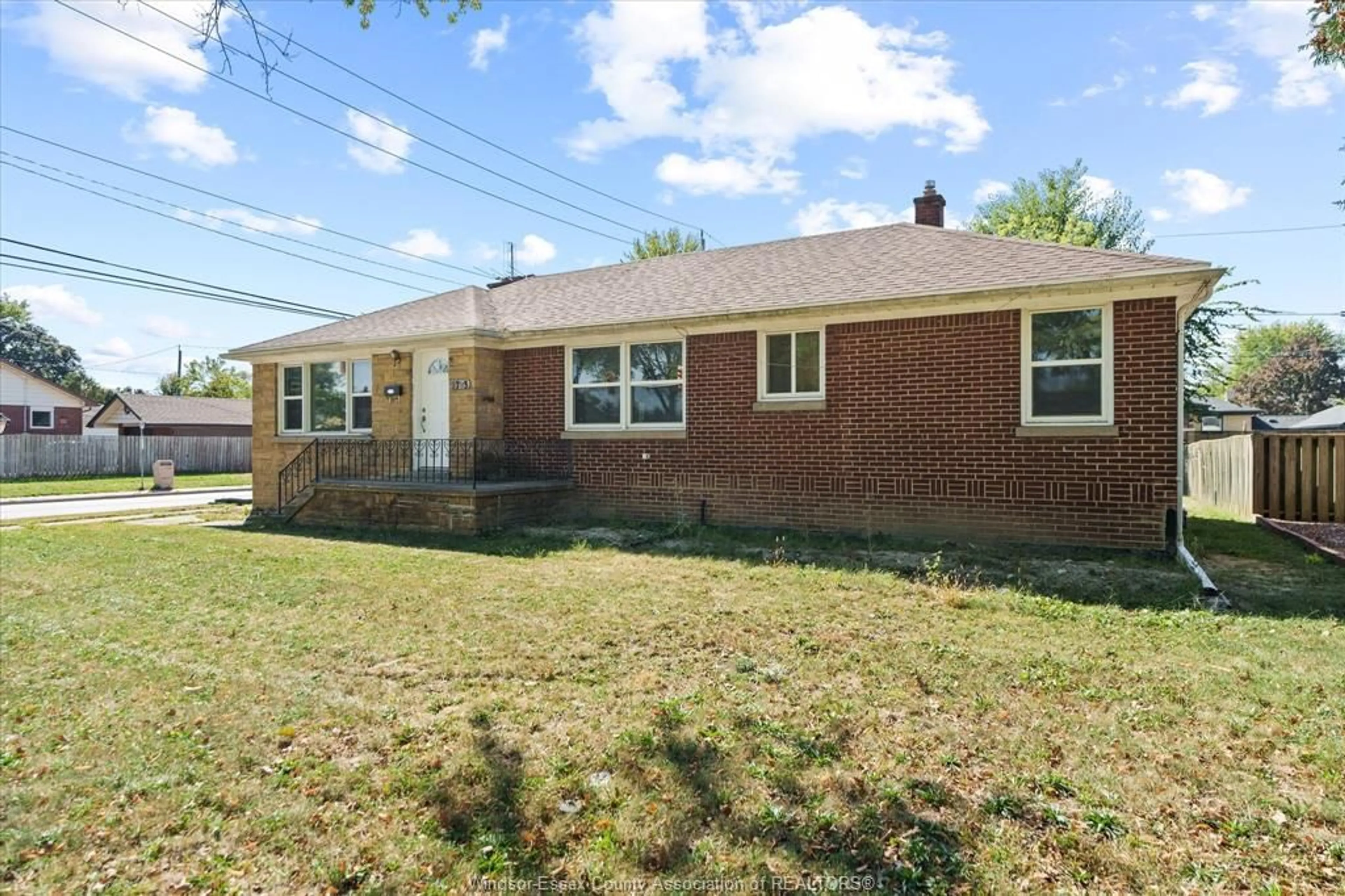 Home with brick exterior material, street for 2783 DOMINION BLVD, Windsor Ontario N9E 2M7