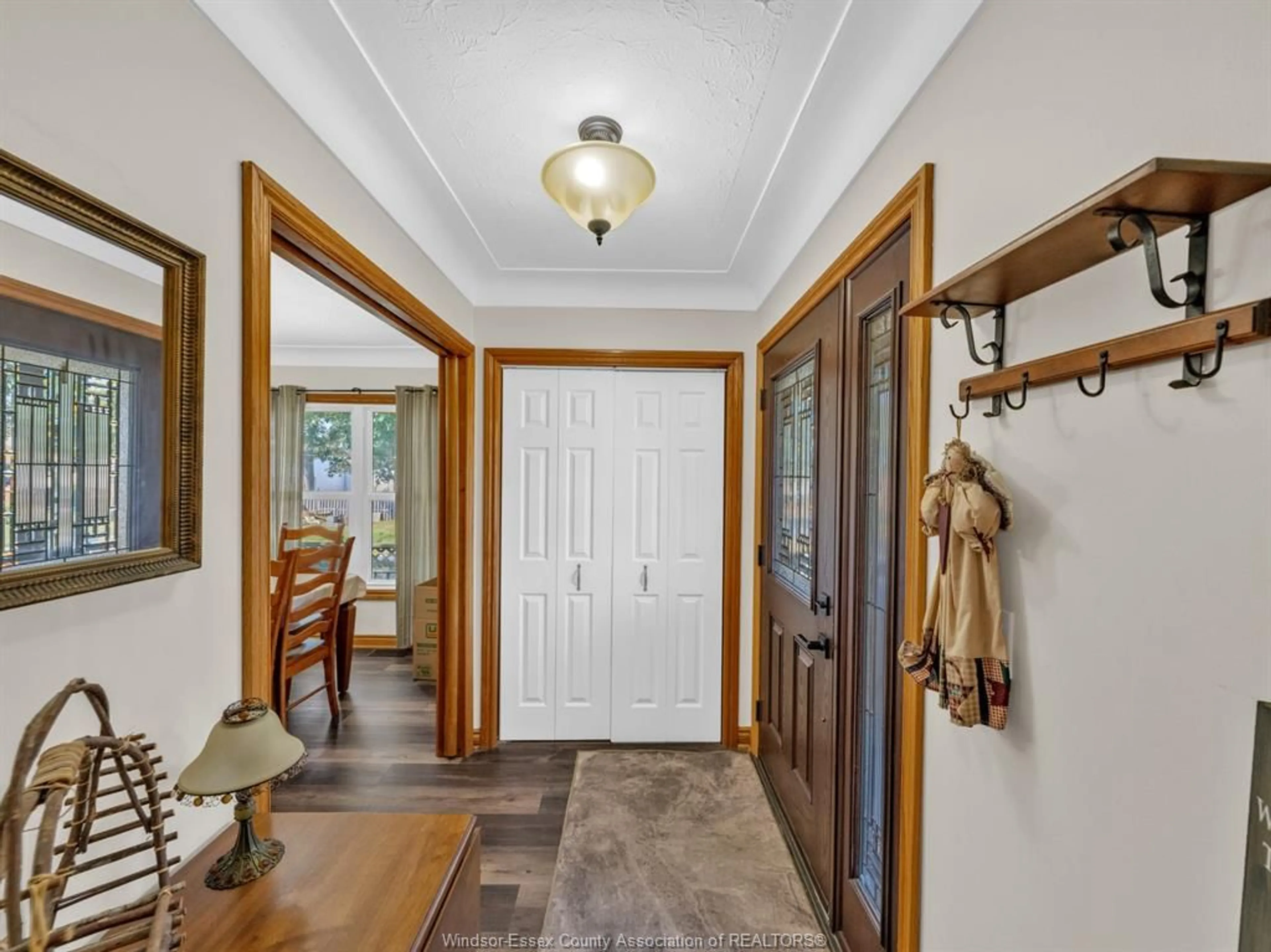 Indoor entryway for 2365 Norman, Windsor Ontario N8T 1S6