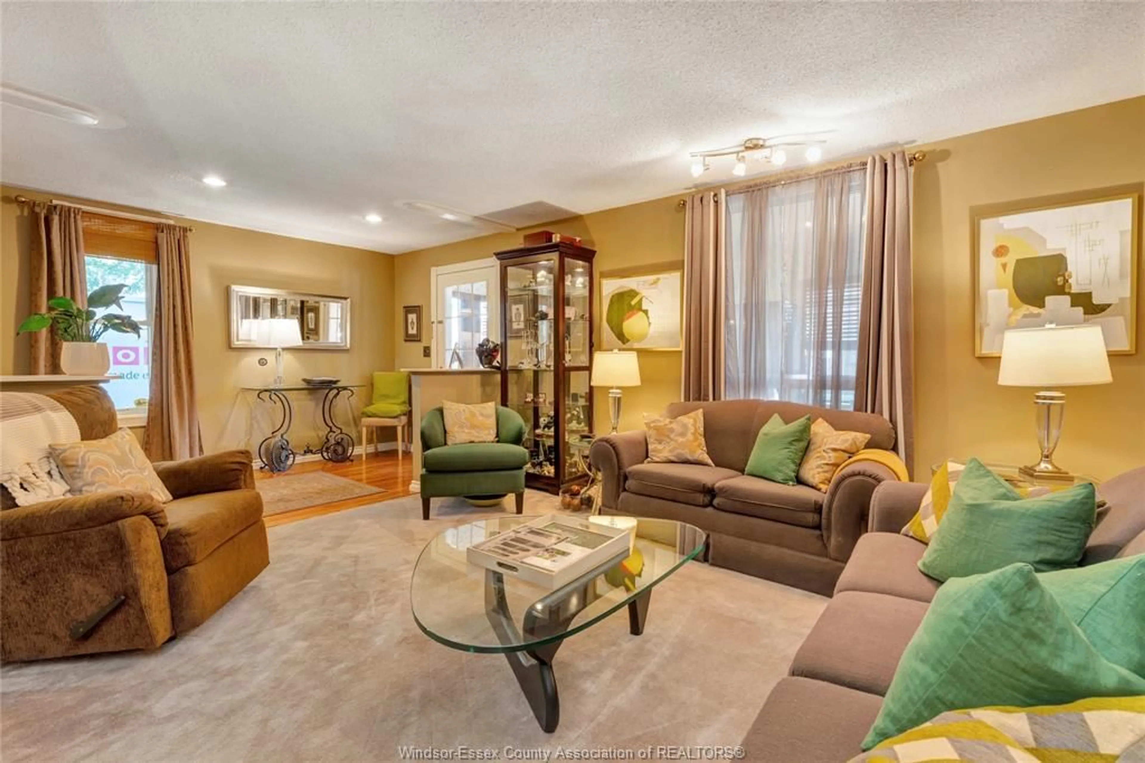 Living room with furniture, unknown for 82 RANKIN Ave, Amherstburg Ontario N9V 1E6