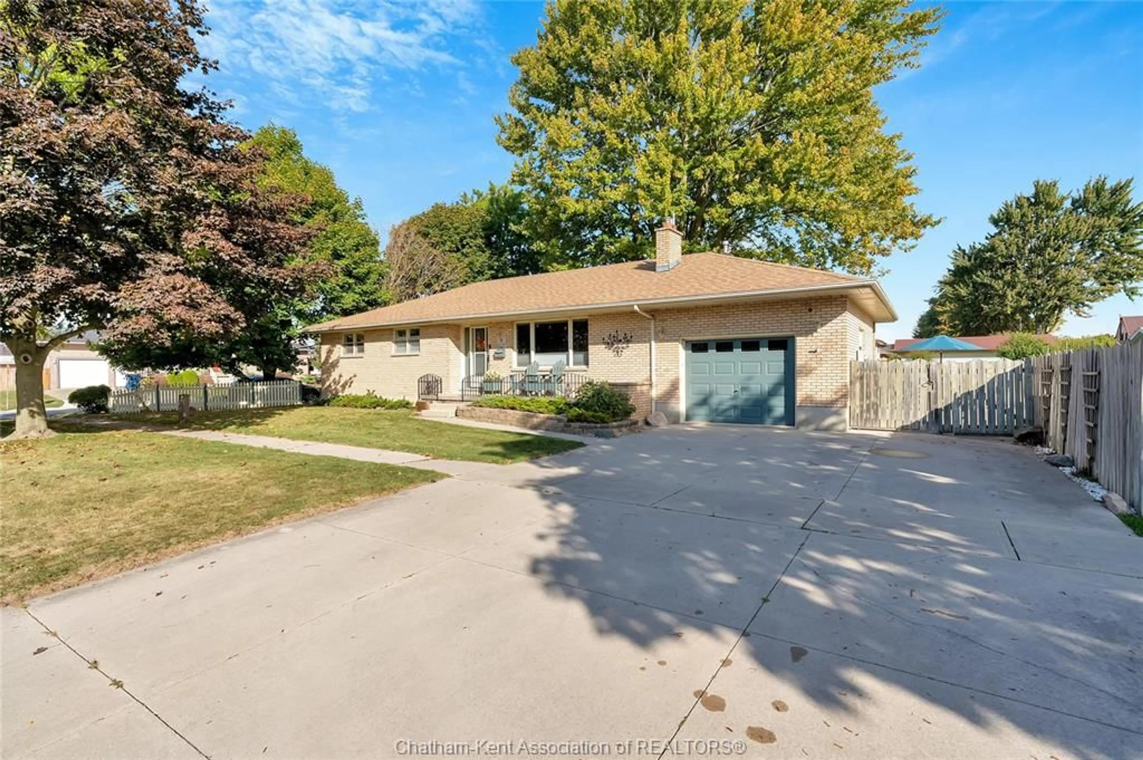 Unknown for 9 BRIDLE PATH Rd, Wallaceburg Ontario N8A 4Y2