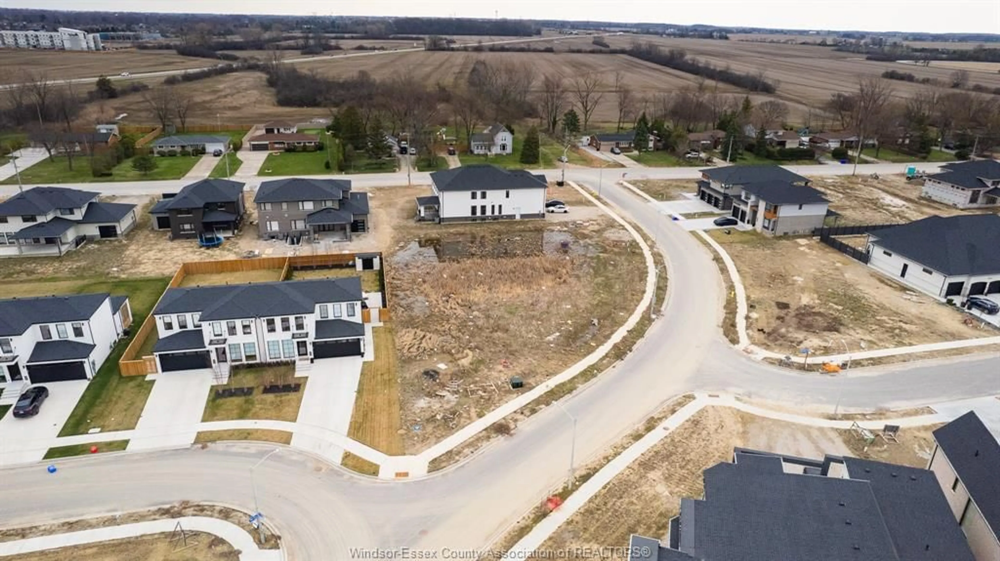 A pic from outside/outdoor area/front of a property/back of a property/a pic from drone, water/lake/river/ocean view for 4965 TERRA BELLA Dr, LaSalle Ontario N9H 0N2