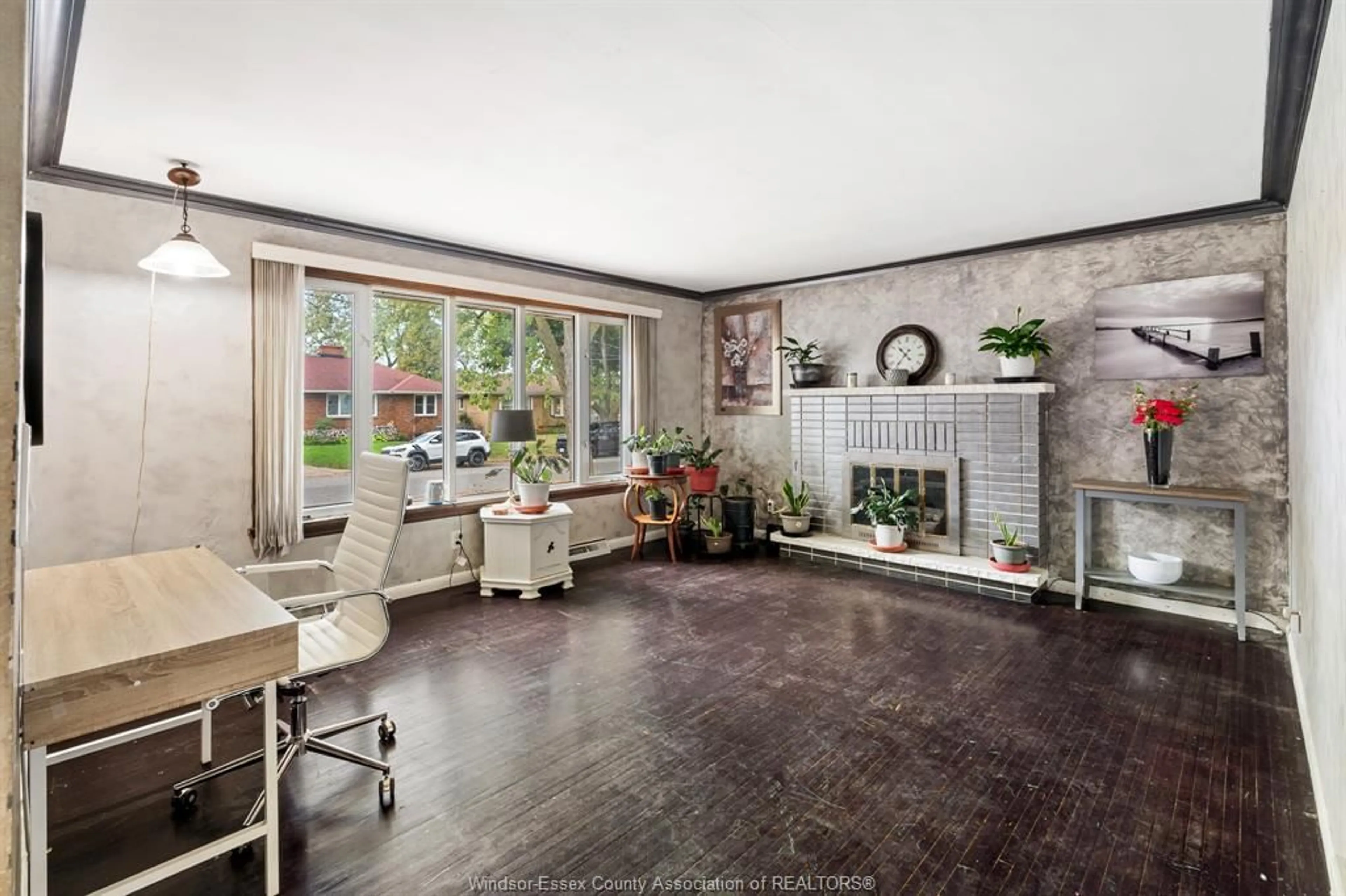 Unknown for 3010 BYNG Rd, Windsor Ontario N8W 3G7