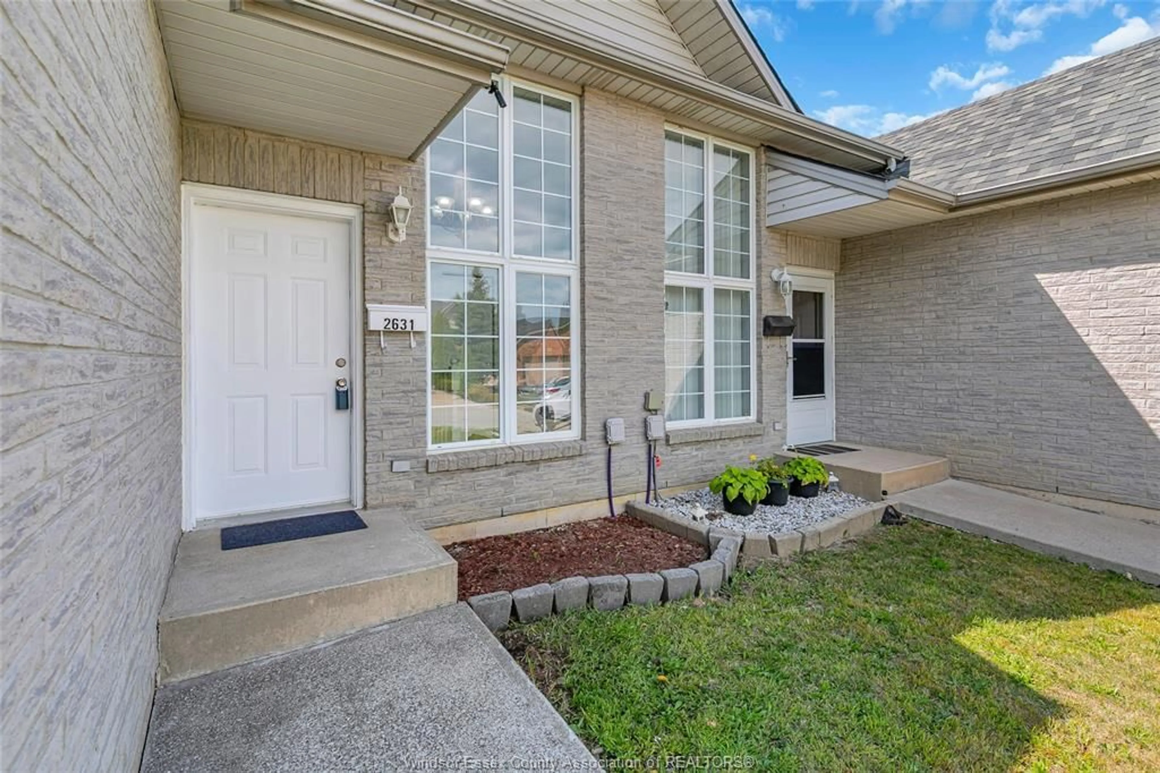 Unknown for 2631 TEEDIE Cres, Windsor Ontario N8R 2K5