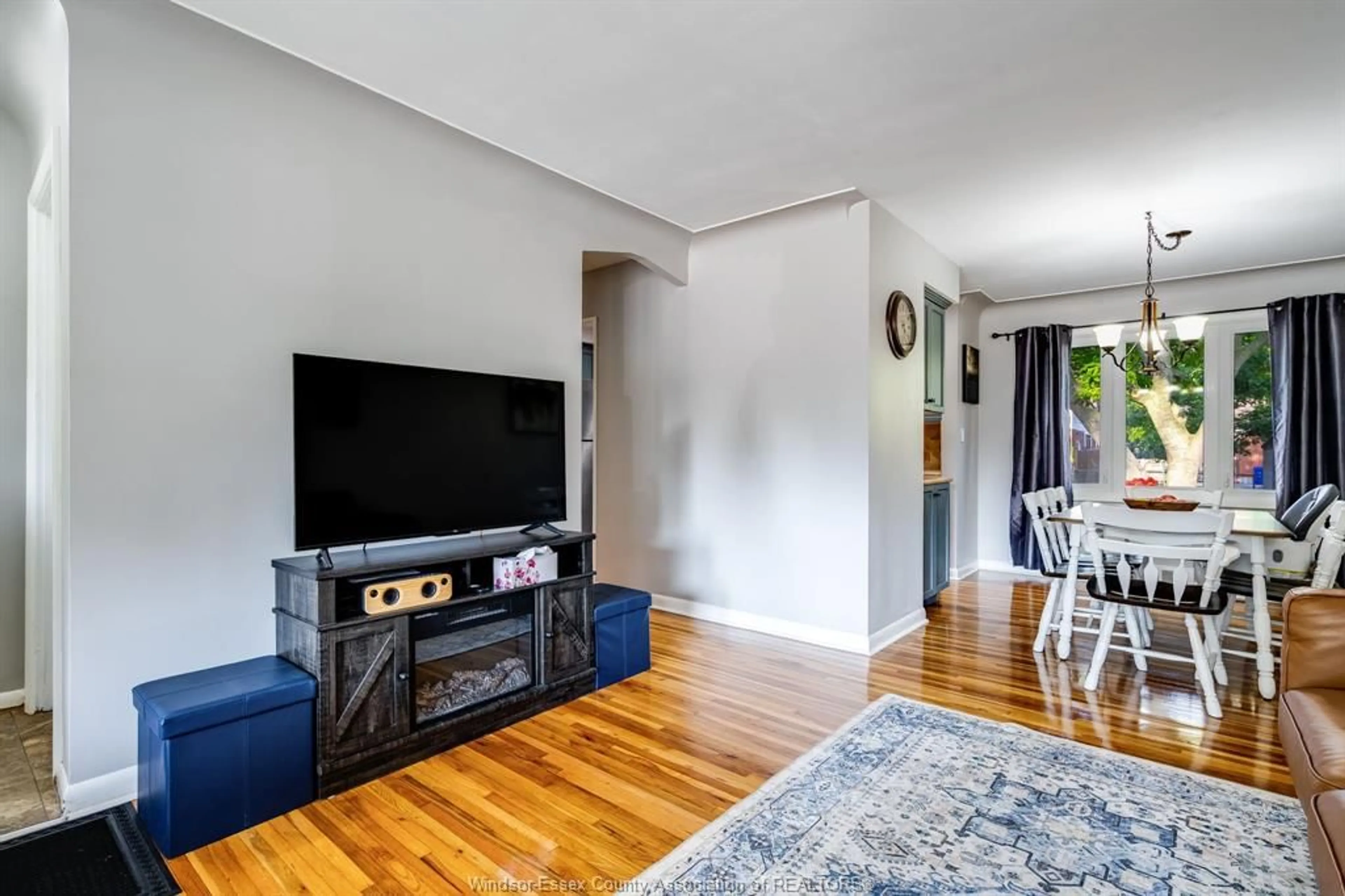 Living room with furniture, unknown for 3260 Everts Ave, Windsor Ontario N9E 2V8