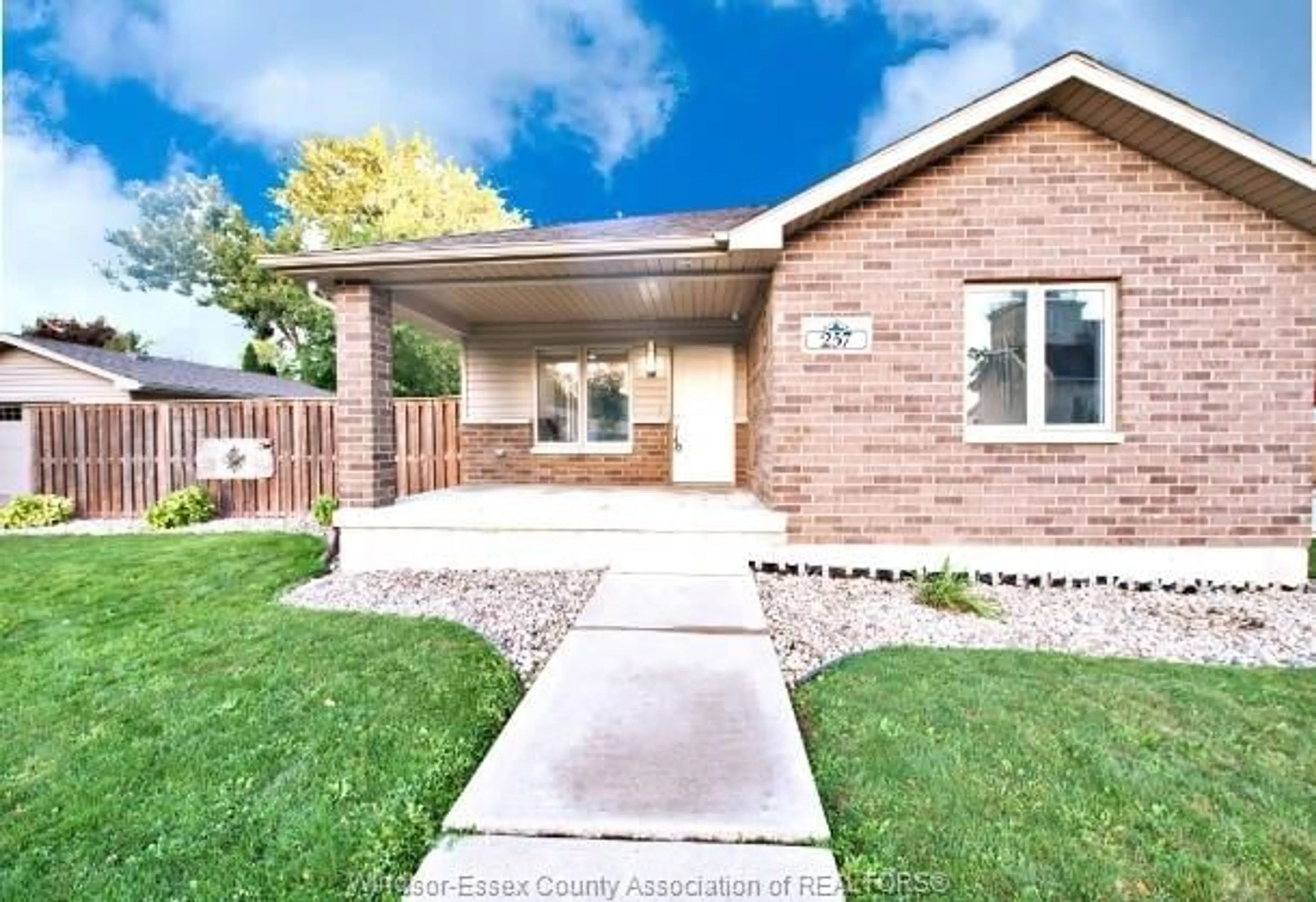 Home with brick exterior material, street for 257 KING, Amherstburg Ontario N9V 2C4