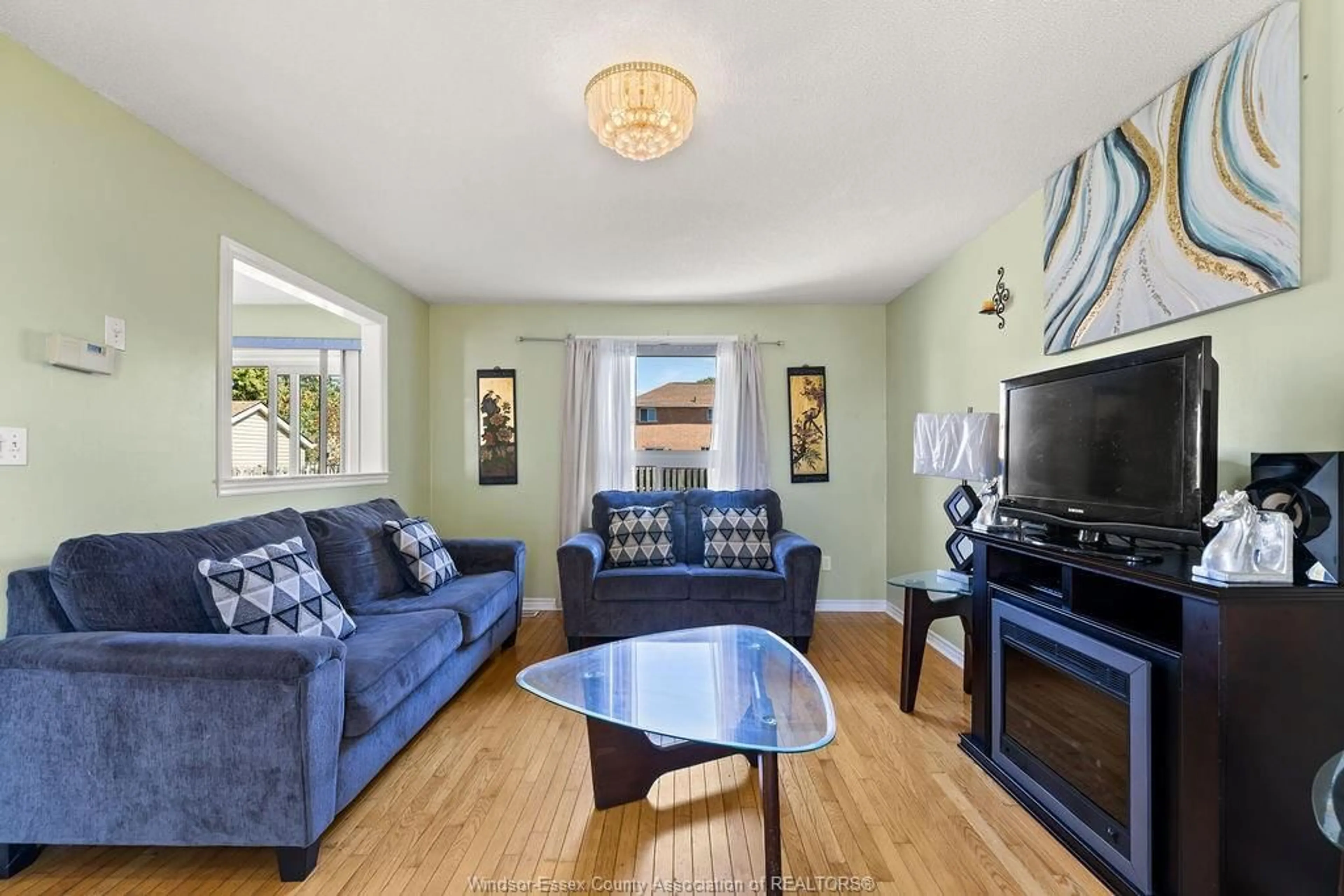 Living room with furniture, unknown for 268 GERALDINE, Windsor Ontario N9E 4M8