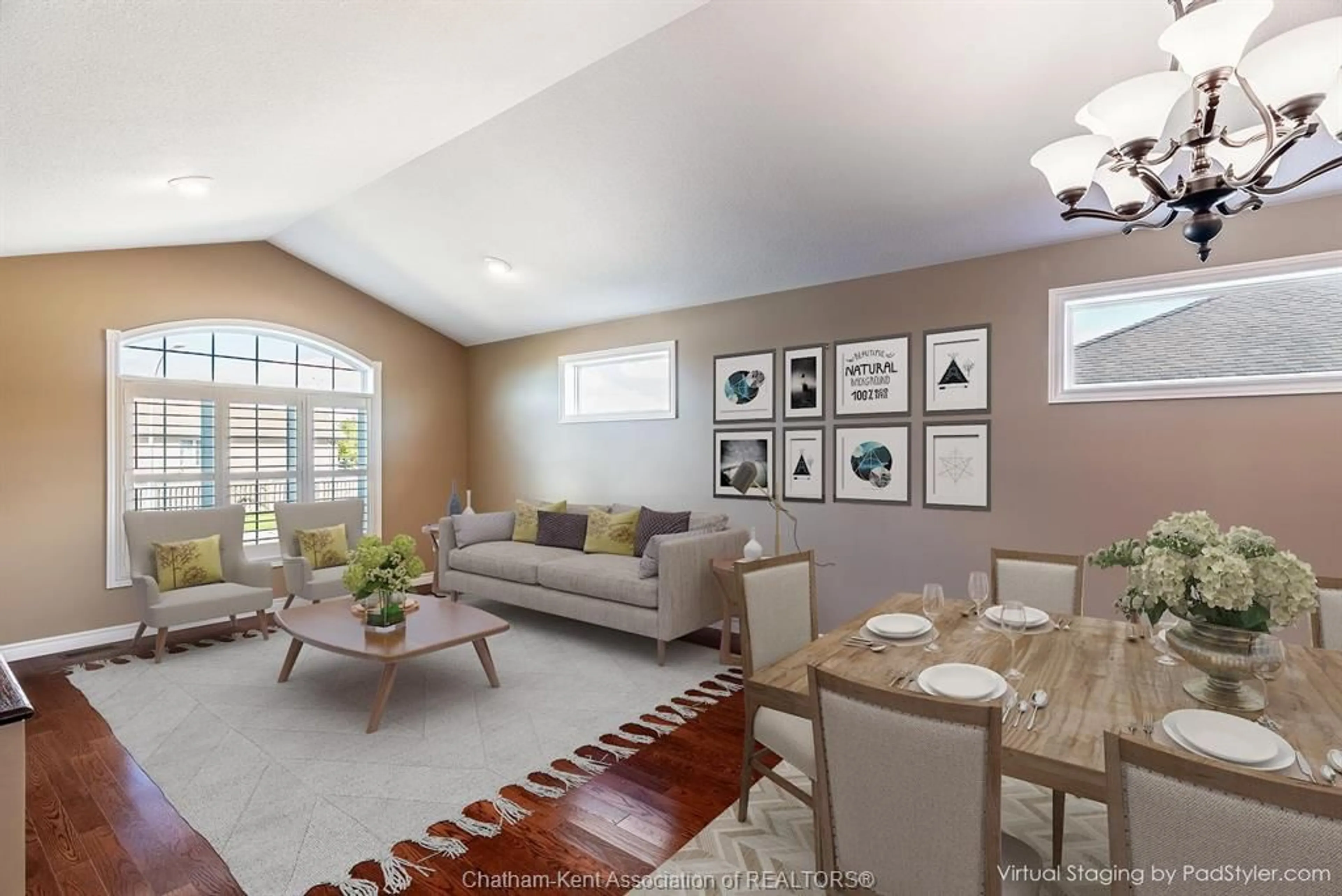 Living room with furniture, unknown for 118 Molengraaf Way, Chatham Ontario N7M 0A2