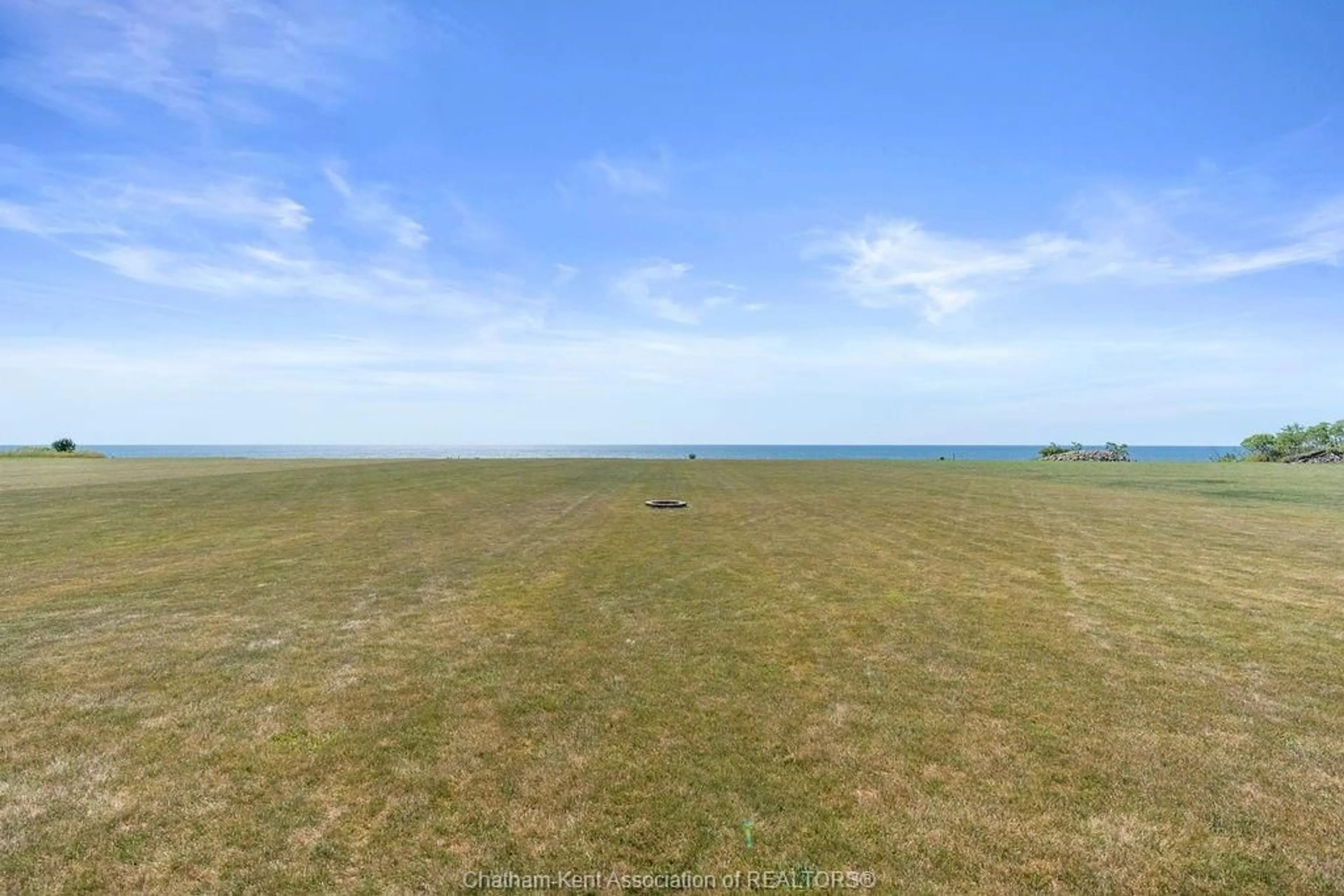A pic from outside/outdoor area/front of a property/back of a property/a pic from drone, water/lake/river/ocean view for 5482 Talbot Trail, Merlin Ontario N0P 1W0