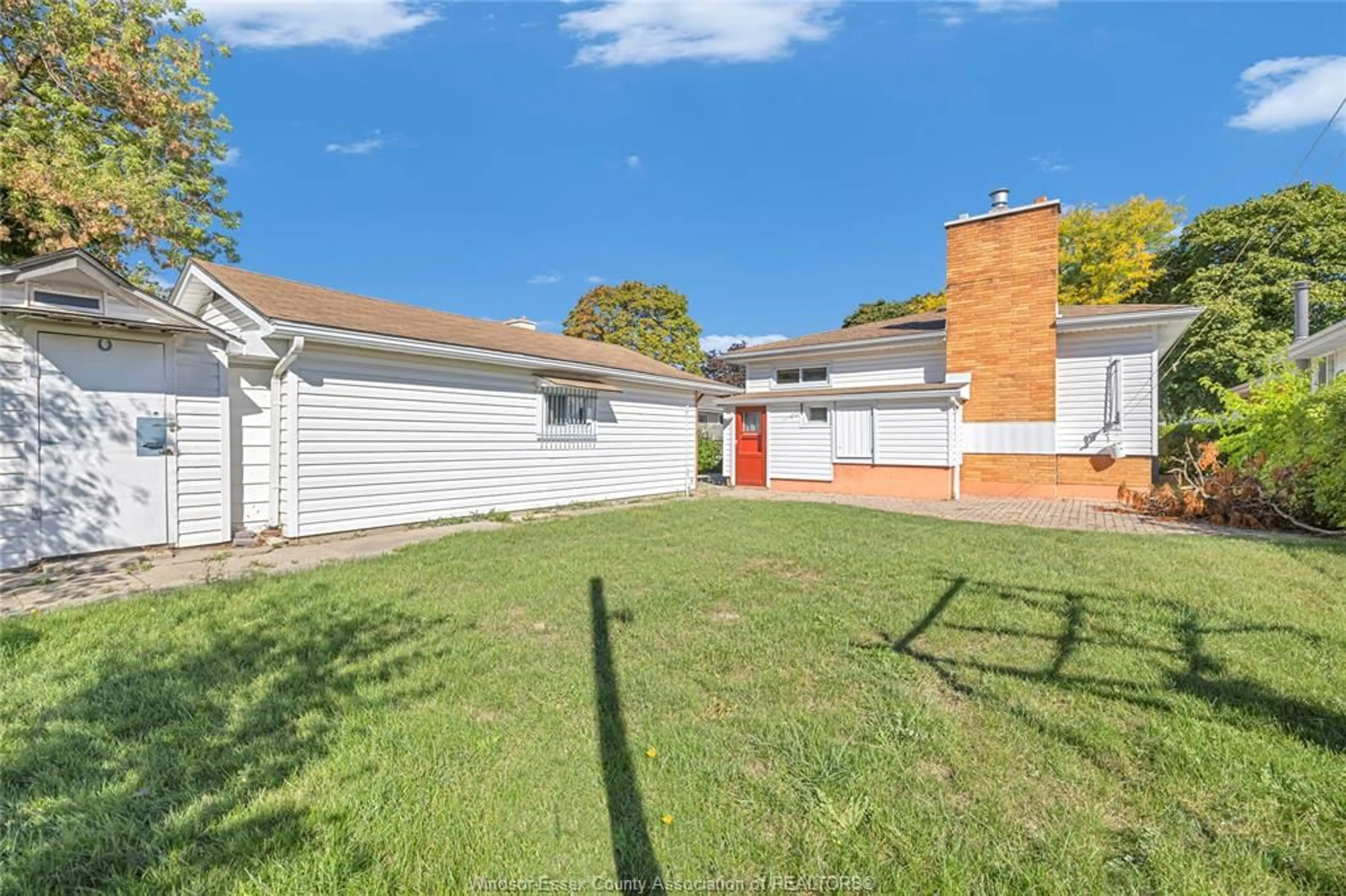 A pic from outside/outdoor area/front of a property/back of a property/a pic from drone, street for 10415 PULBROOK, Windsor Ontario N8R 1C2