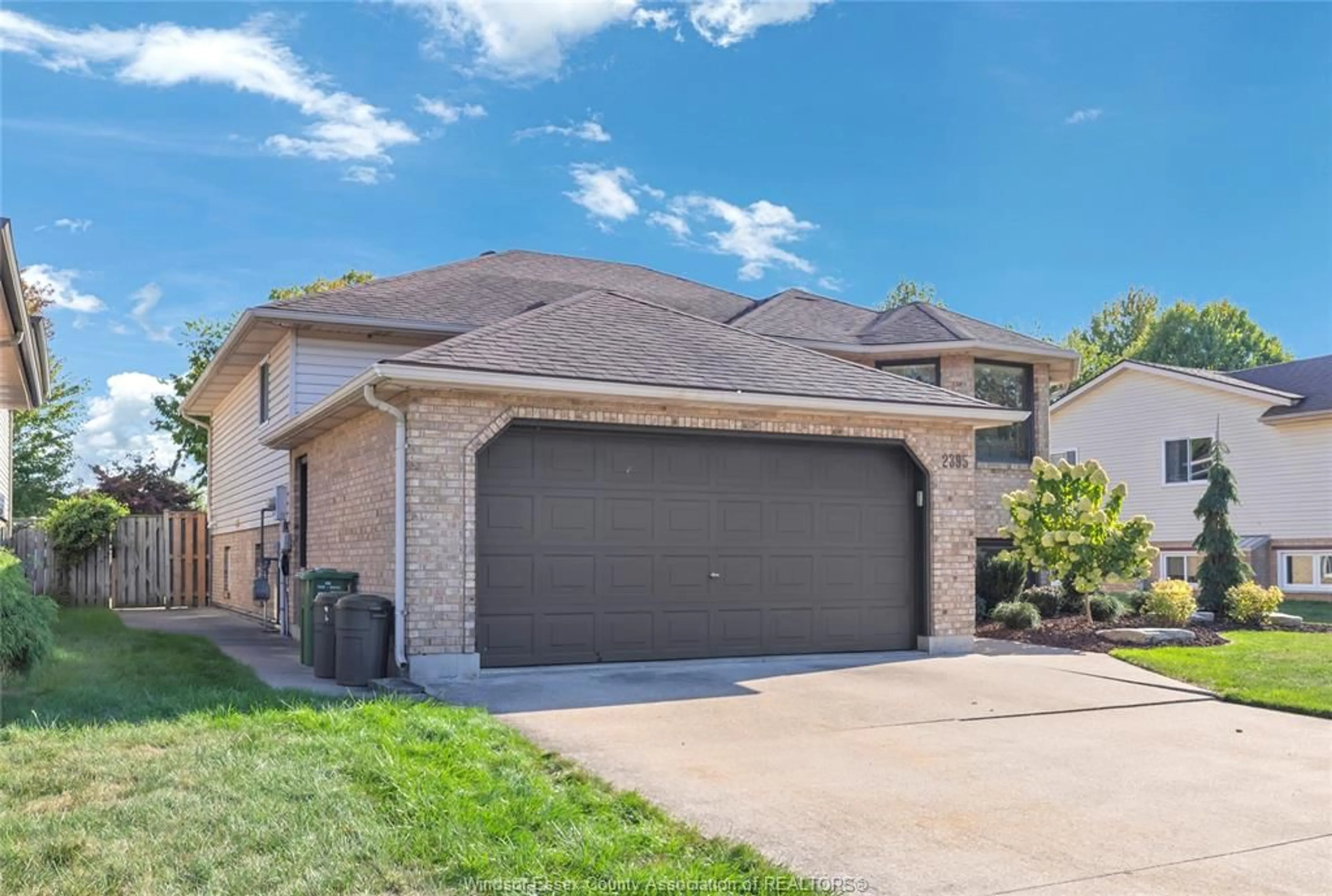 Home with brick exterior material, street for 2395 YOUNGSTOWN St, LaSalle Ontario N9E 4L6