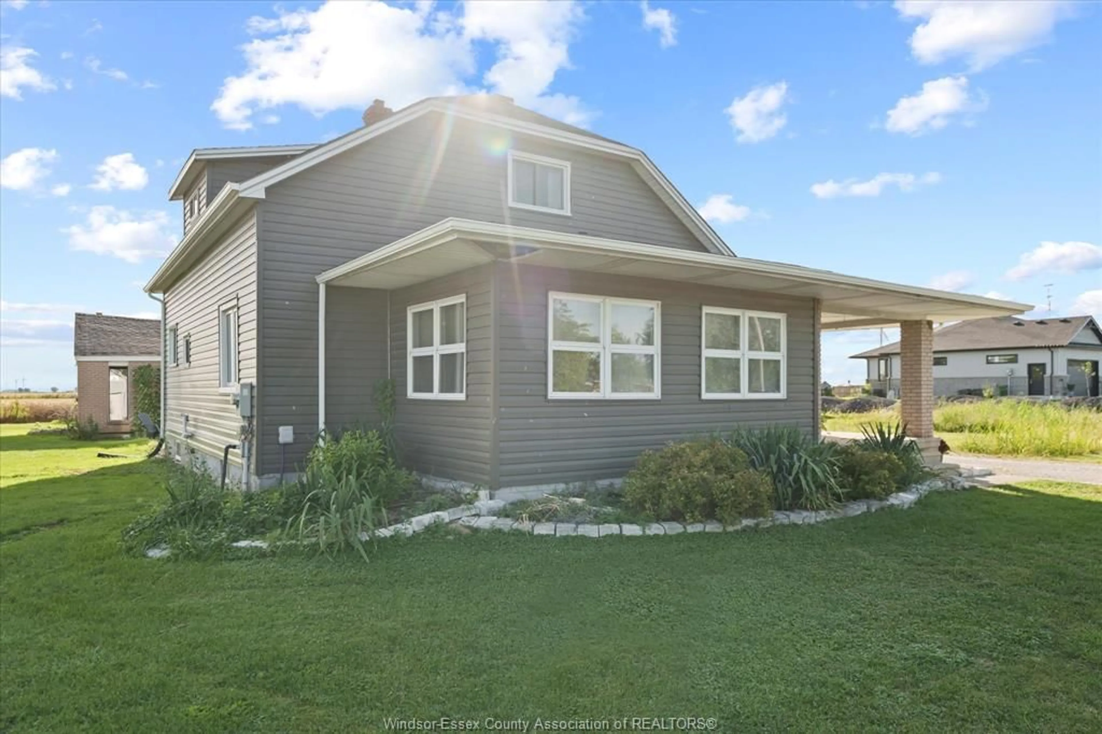 Home with vinyl exterior material, unknown for 356 EAST RUSCOM RIVER, St. Joachim Ontario N0R 1S0