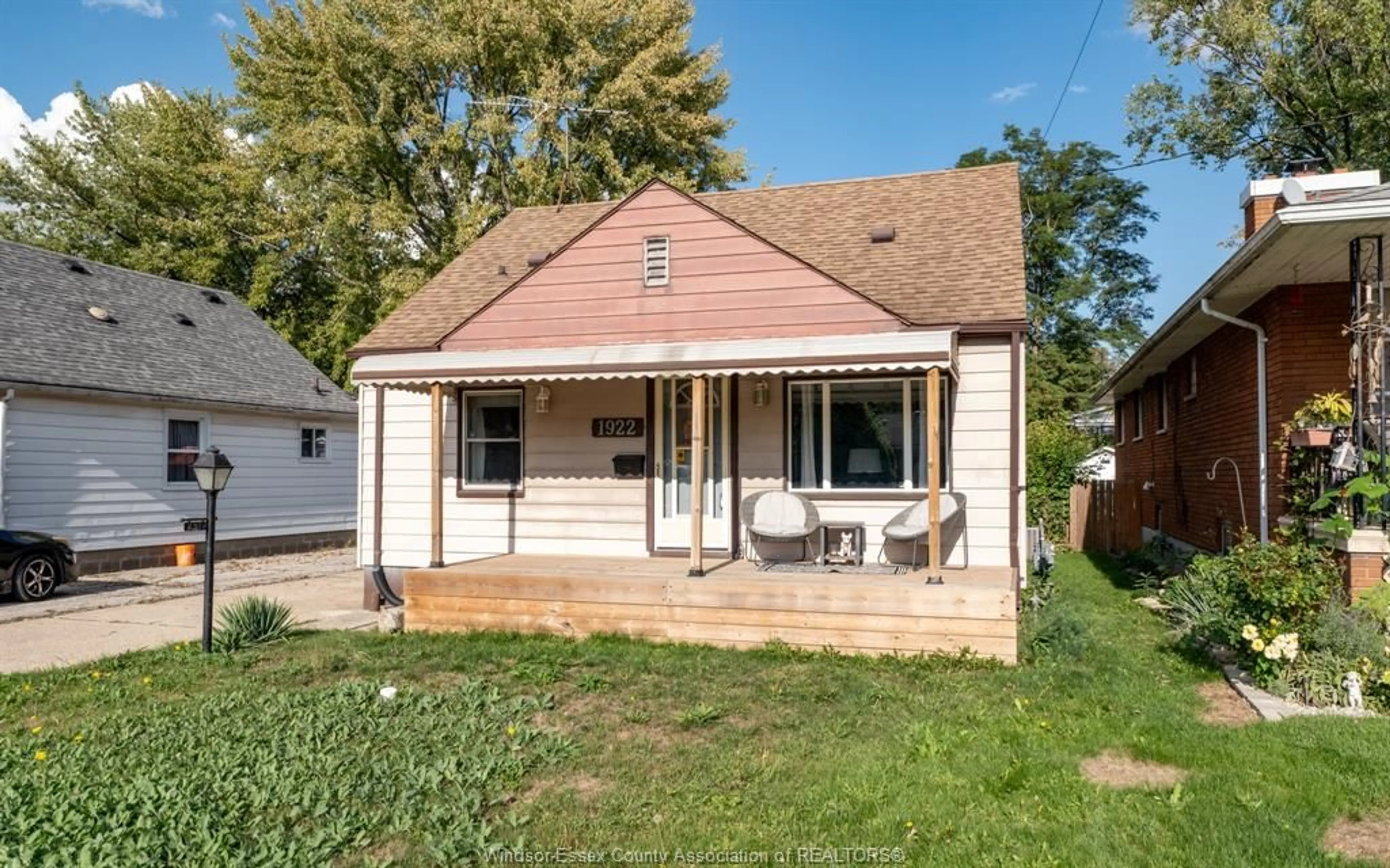 Unknown for 1922 FERNDALE, Windsor Ontario N8T 2L1
