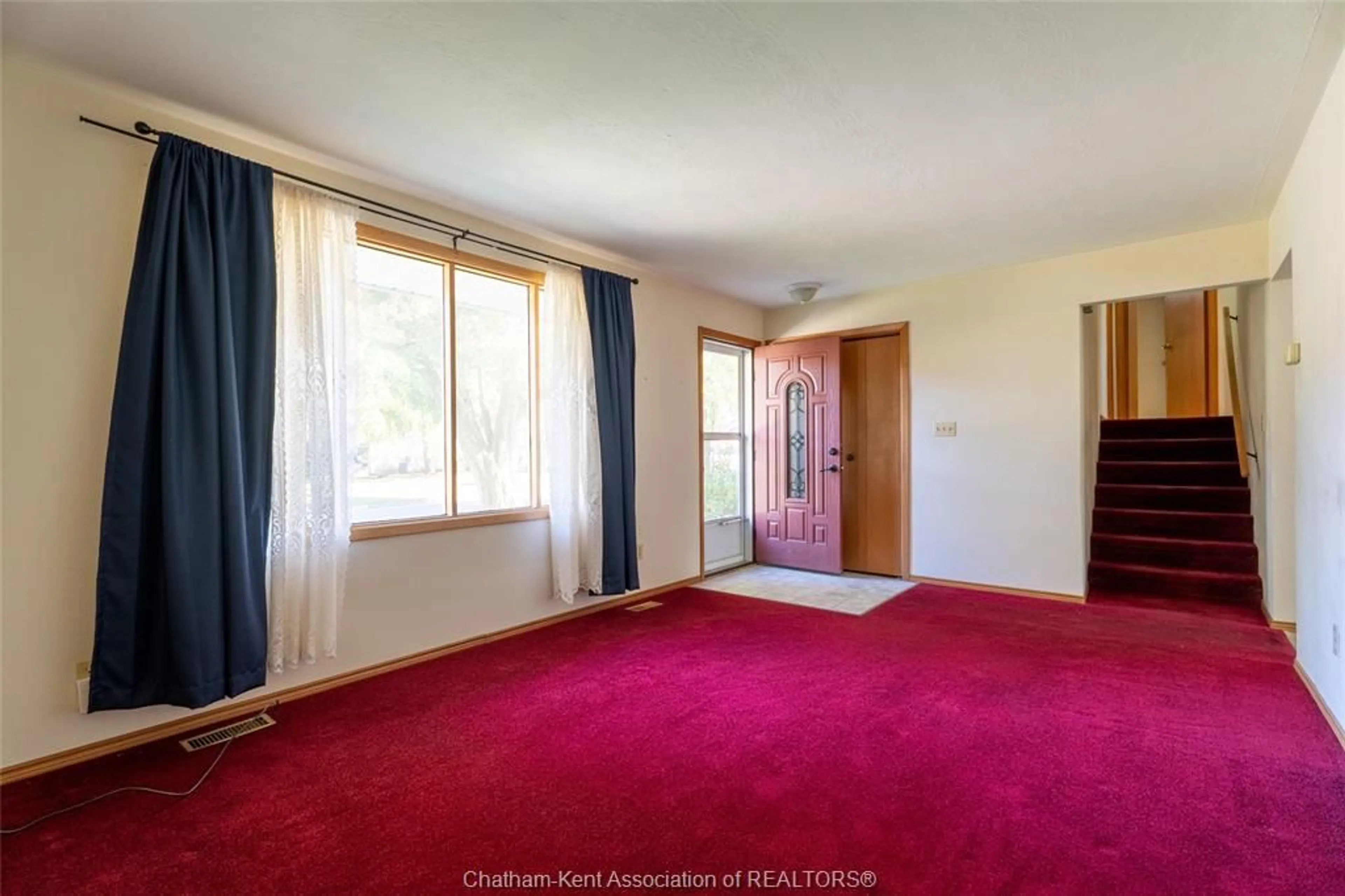 A pic of a room for 6 Cardinal Cres, Chatham Ontario N7L 3V3