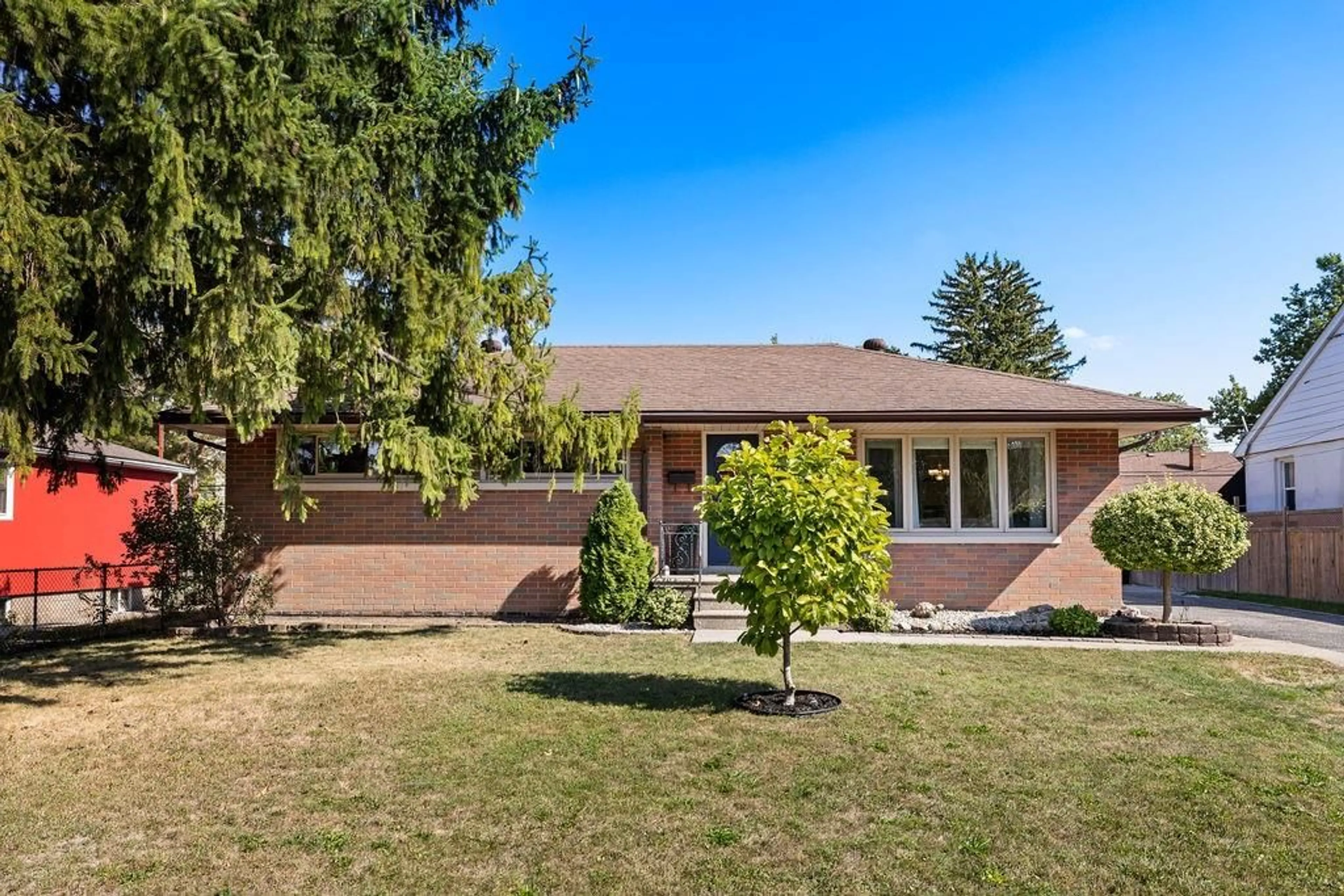 Unknown for 3170 BLISS, Windsor Ontario N8W 3A9