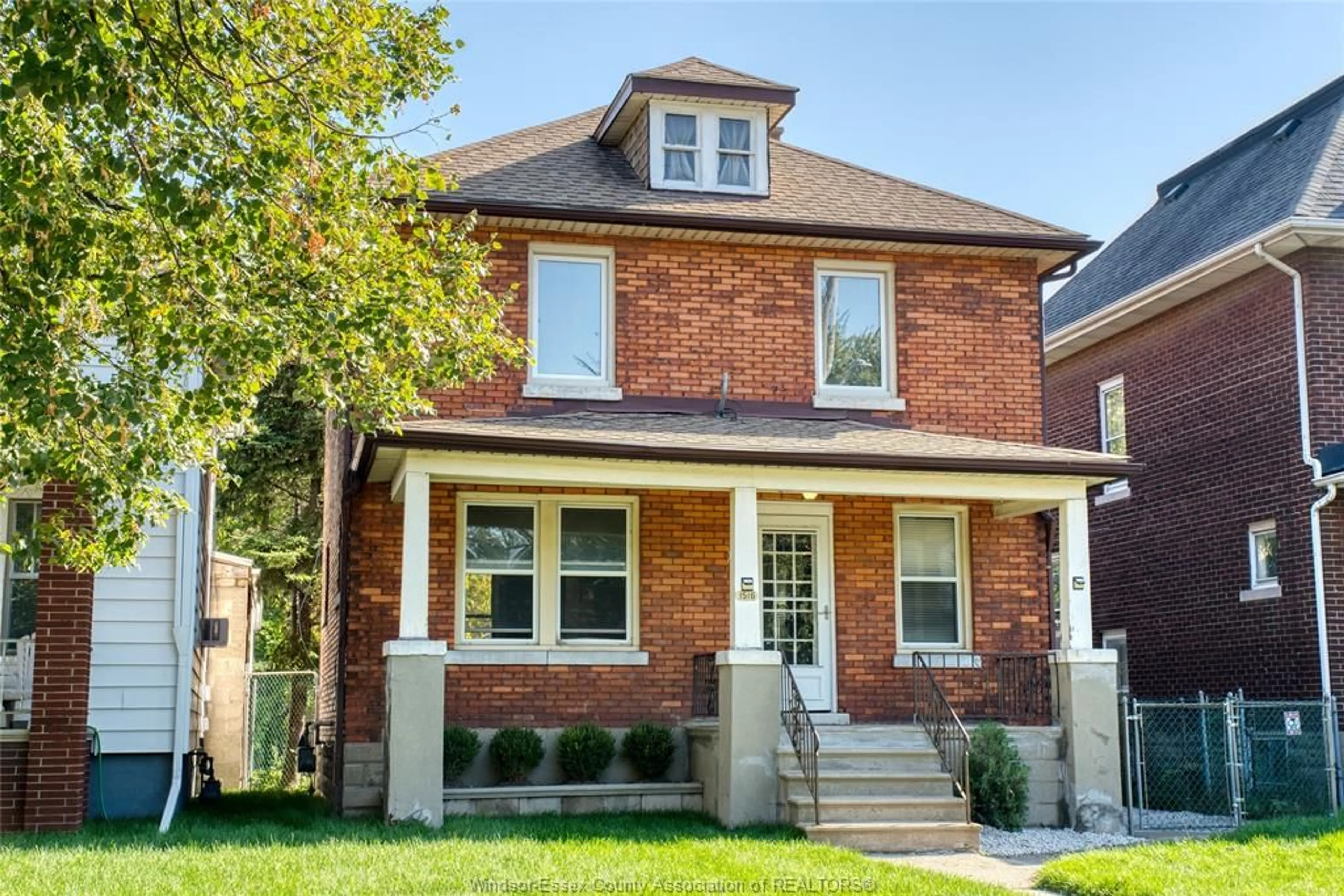 Home with brick exterior material, street for 1516 DUFFERIN, Windsor Ontario N8X 3K5