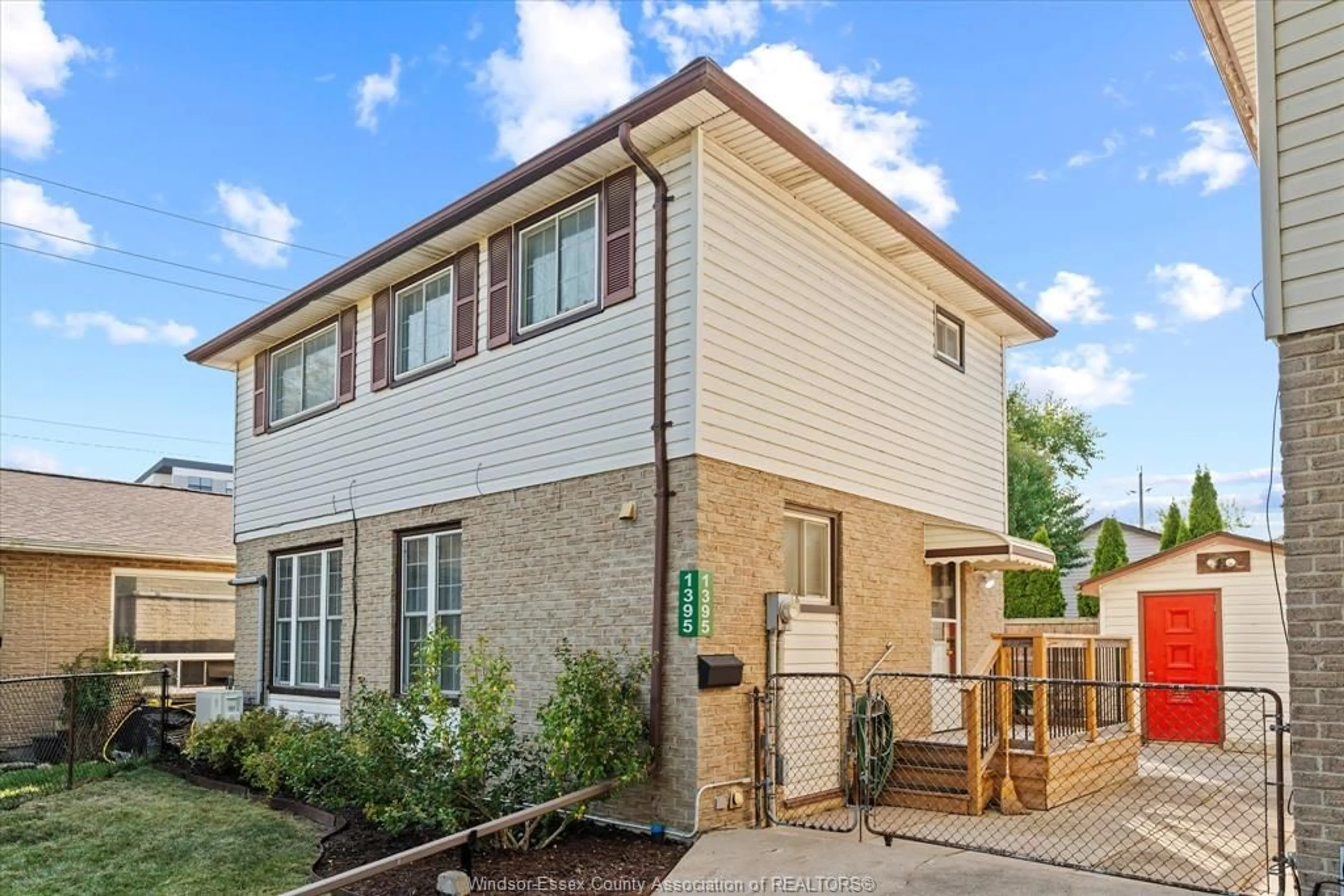 Home with brick exterior material, street for 1395 BAYSWATER Cres, Windsor Ontario N8S 4K4