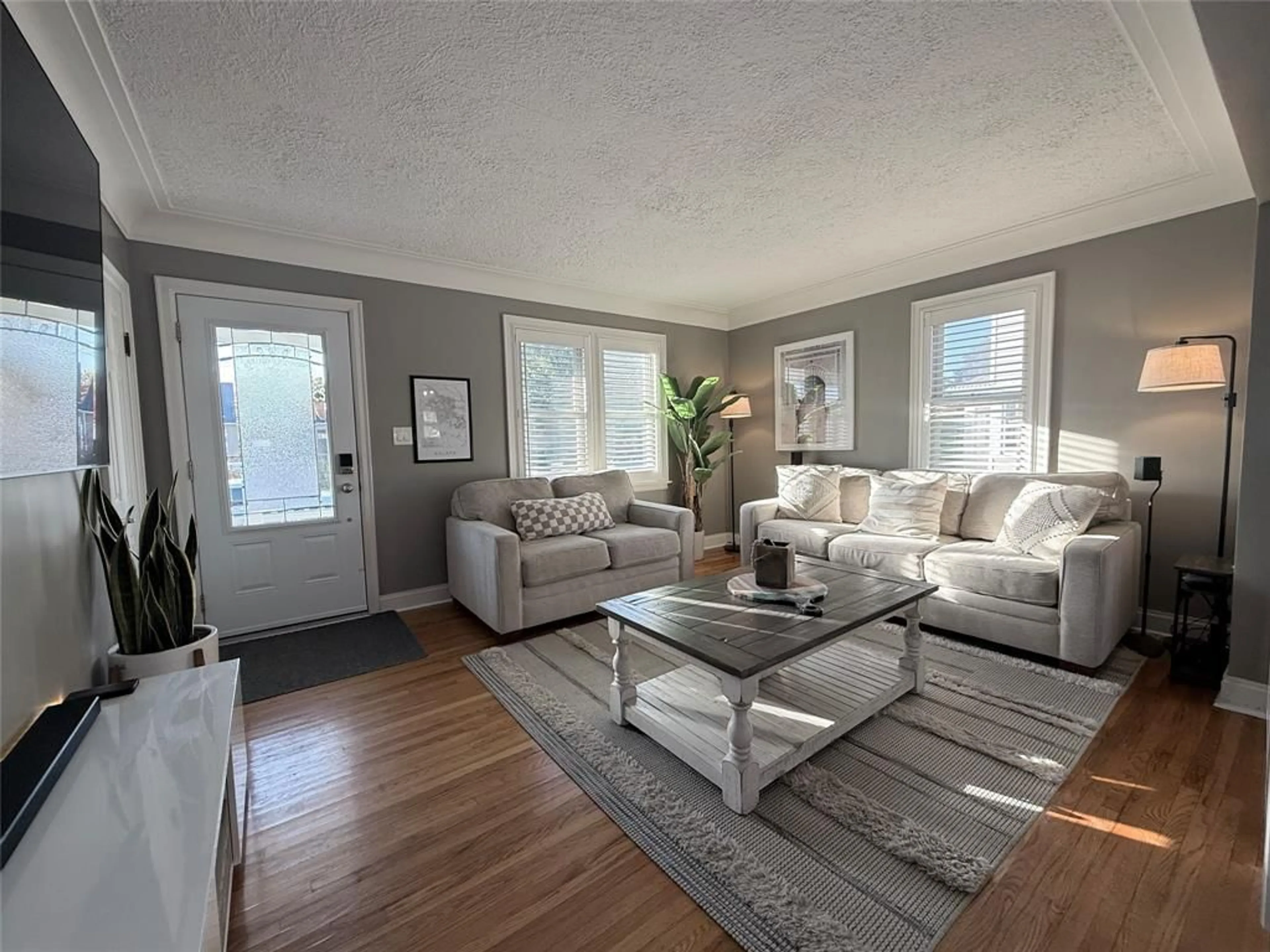 Living room with furniture, unknown for 326 Cotterbury St, Sarnia Ontario N7T 6M6
