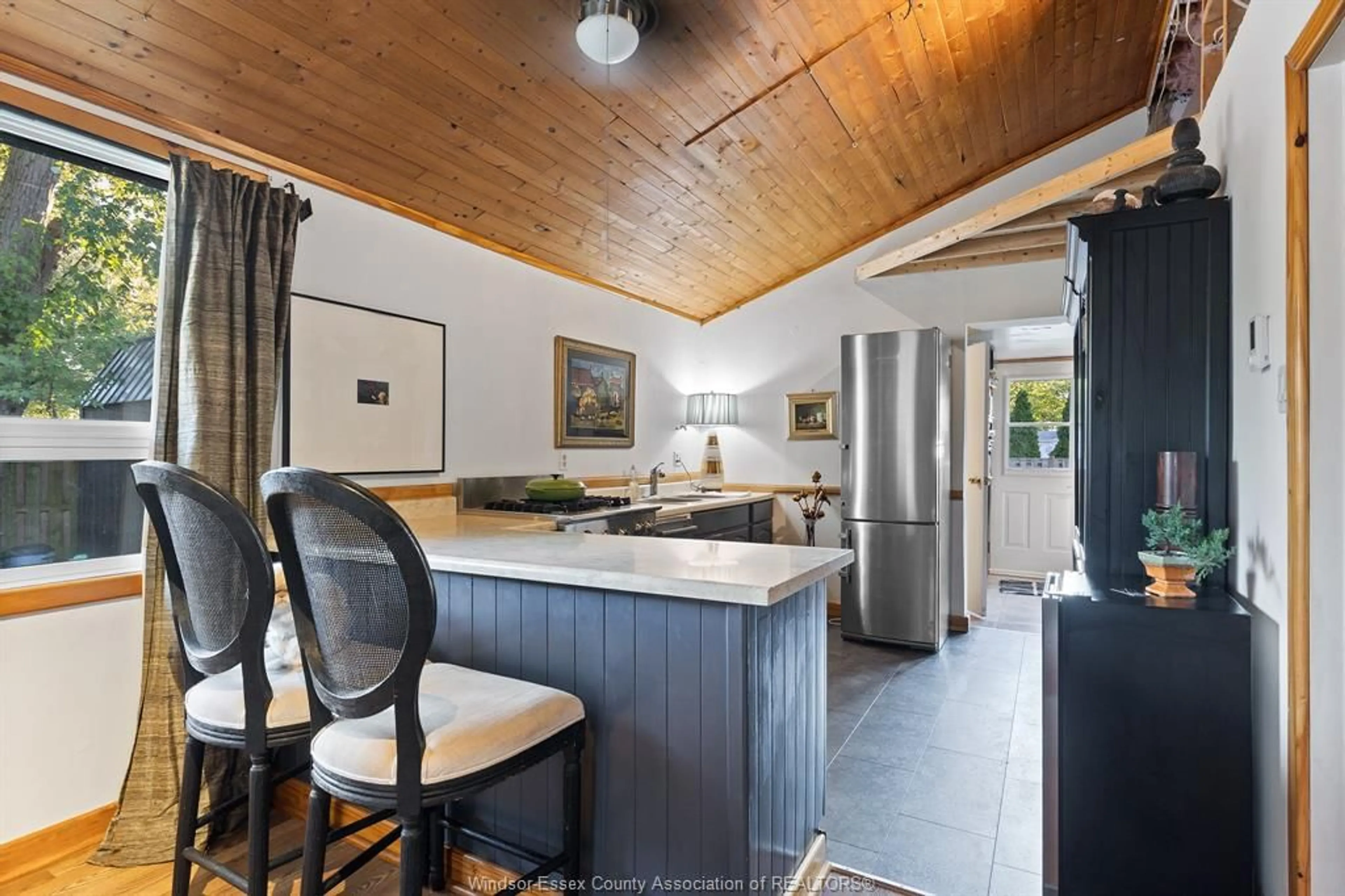 Open concept kitchen, ceramic/tile floor for 125 CRYSTAL Lane, Harrow Ontario N0R 1G0