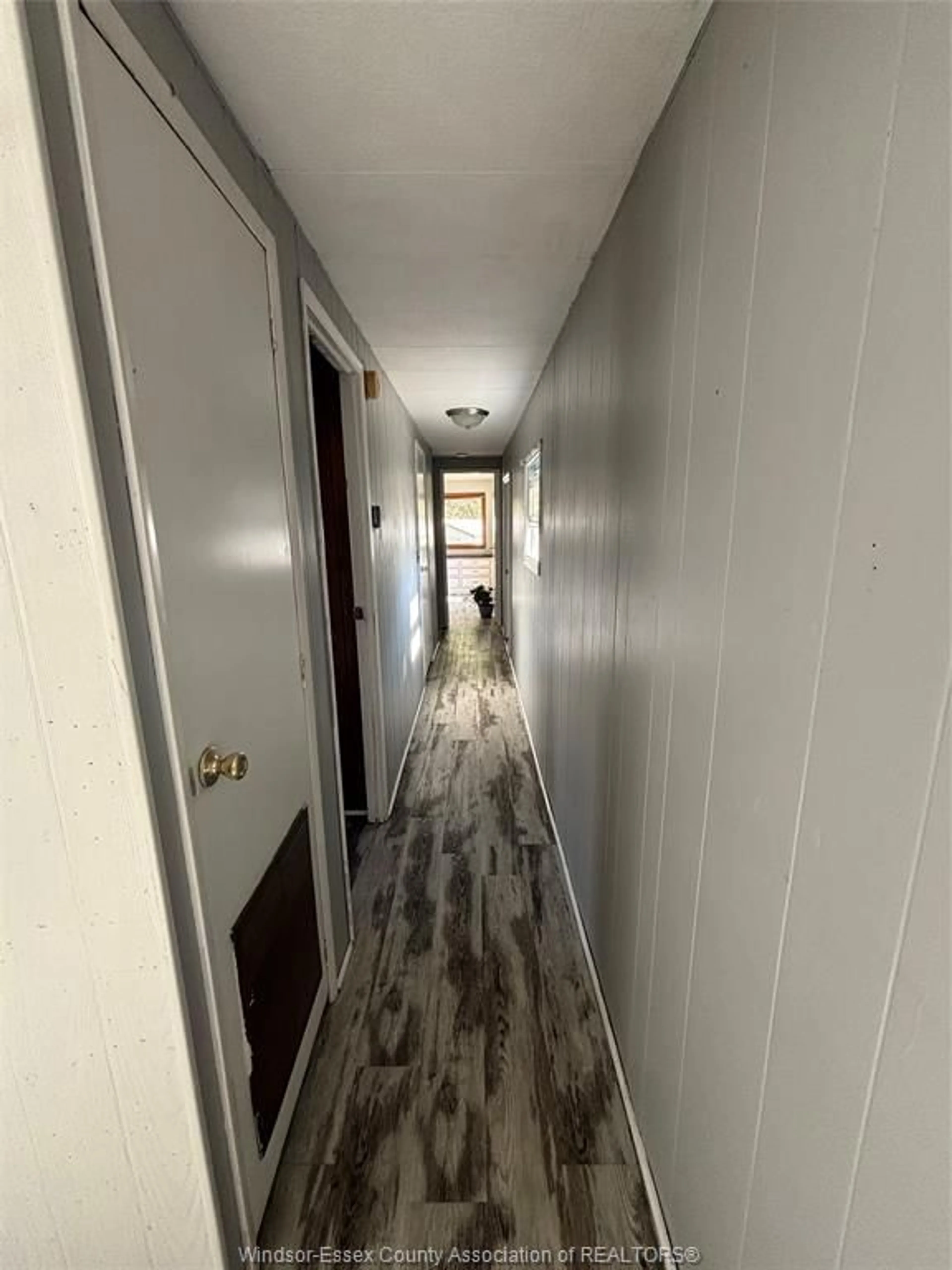A pic of a room for 31 POPLAR Dr, McGregor Ontario N0R 1J0