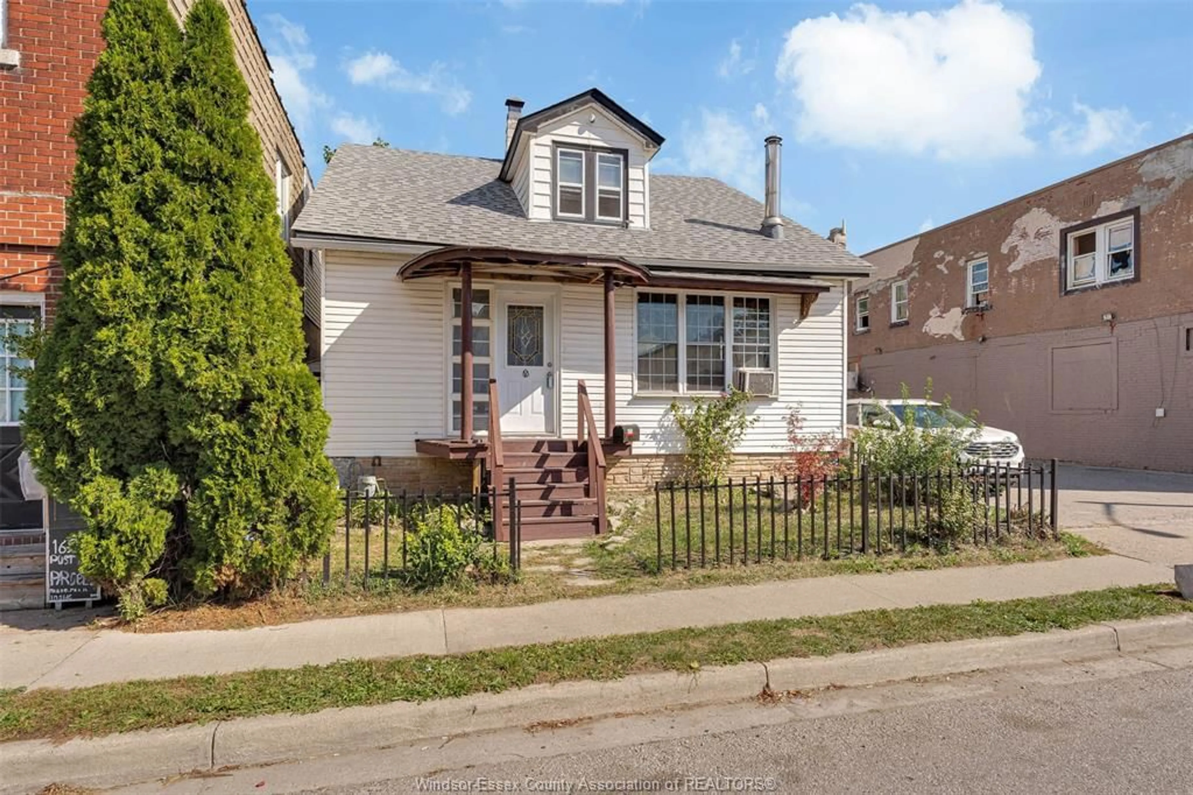 Home with brick exterior material, street for 1626 DROUILLARD, Windsor Ontario N8Y 2S3
