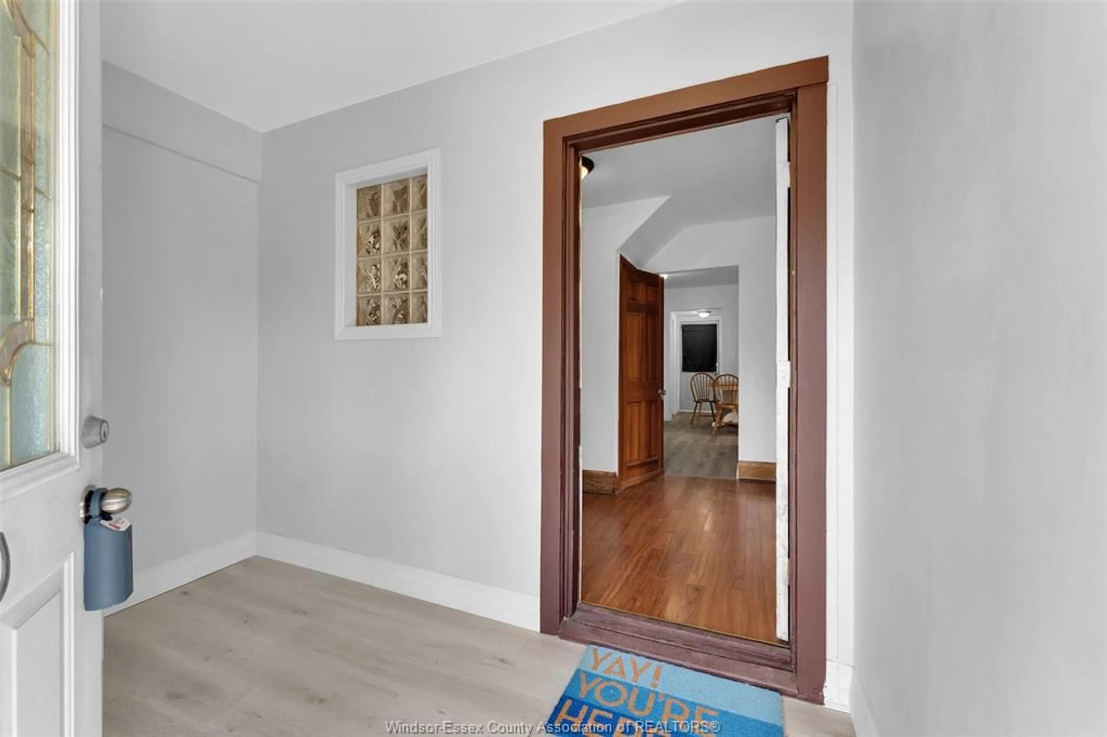 Indoor entryway for 1626 DROUILLARD, Windsor Ontario N8Y 2S3