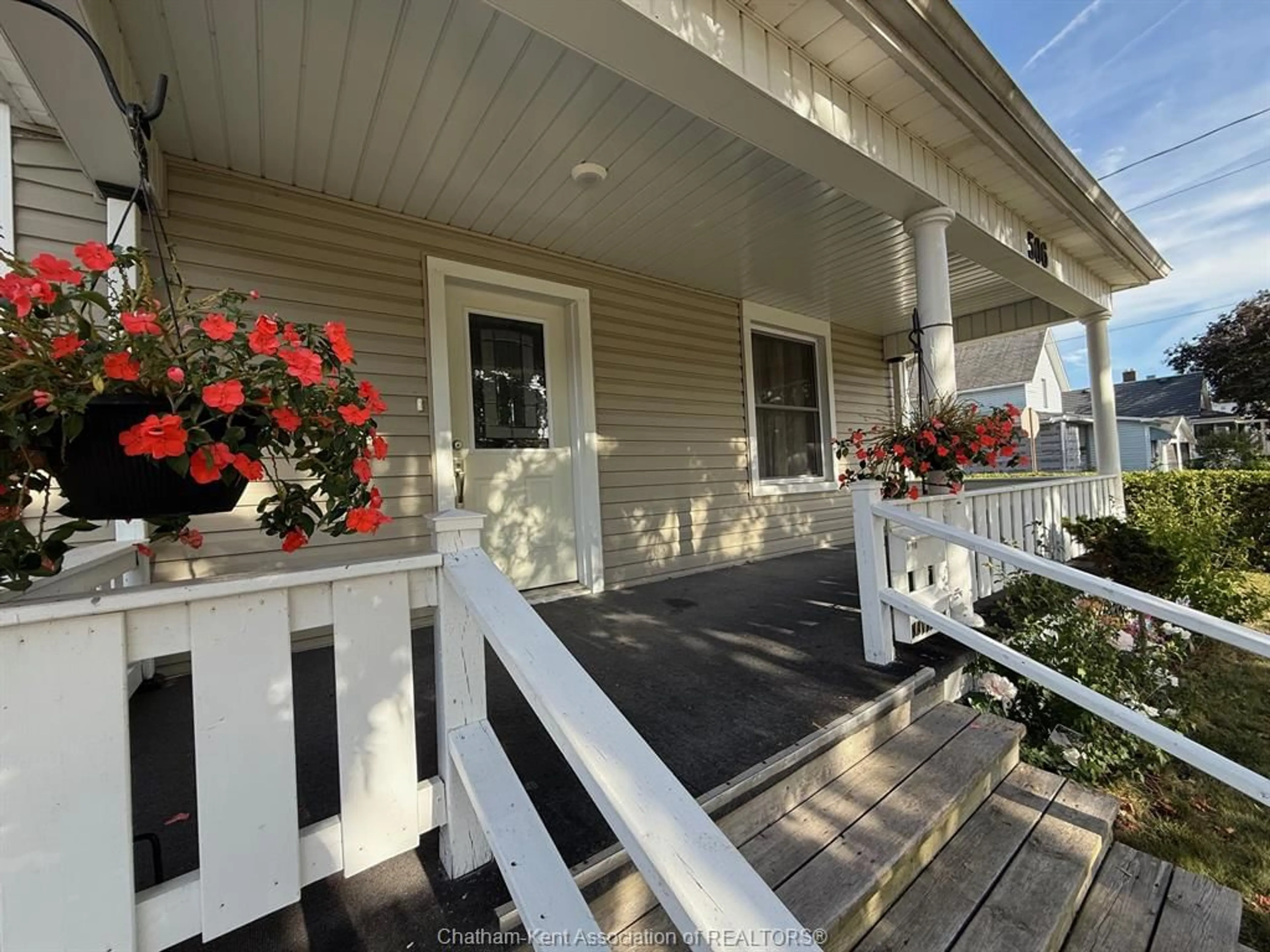 Unknown for 506 Nelson St, Wallaceburg Ontario N8A 4H1