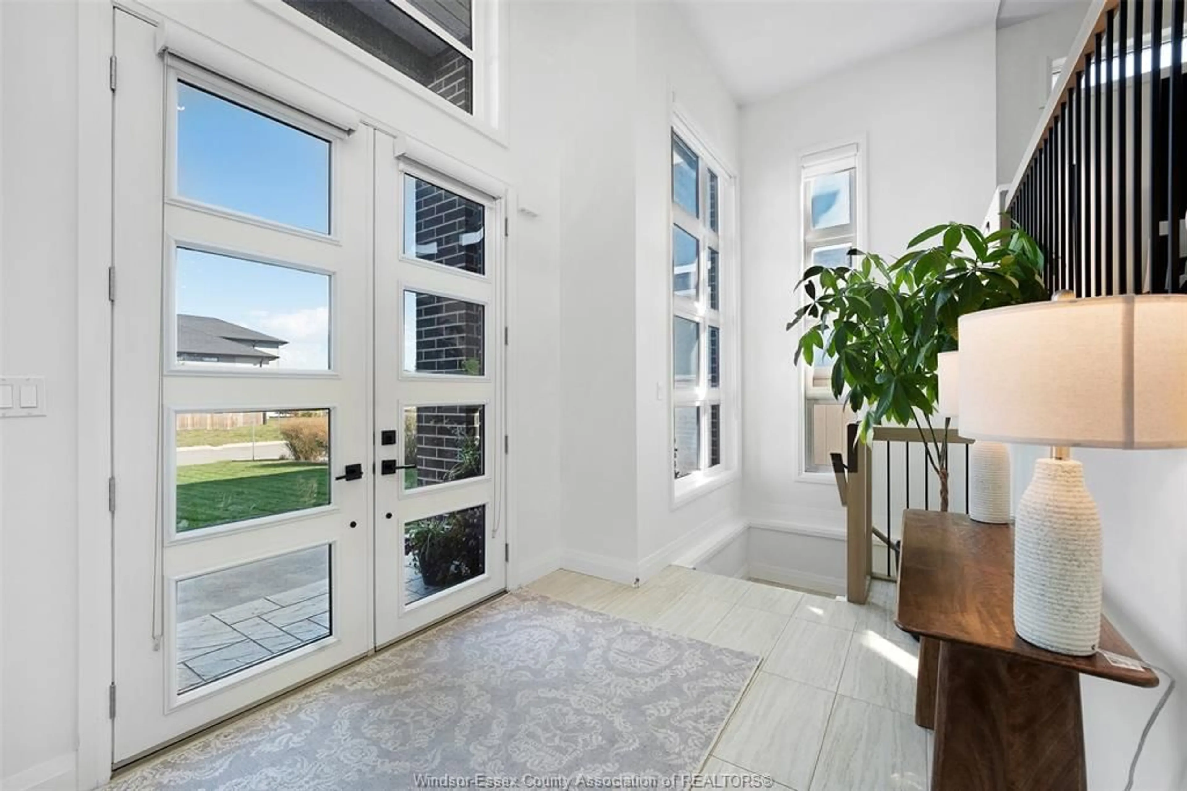 Indoor entryway for 205 MULLEN Cres, Amherstburg Ontario N9V 0C2