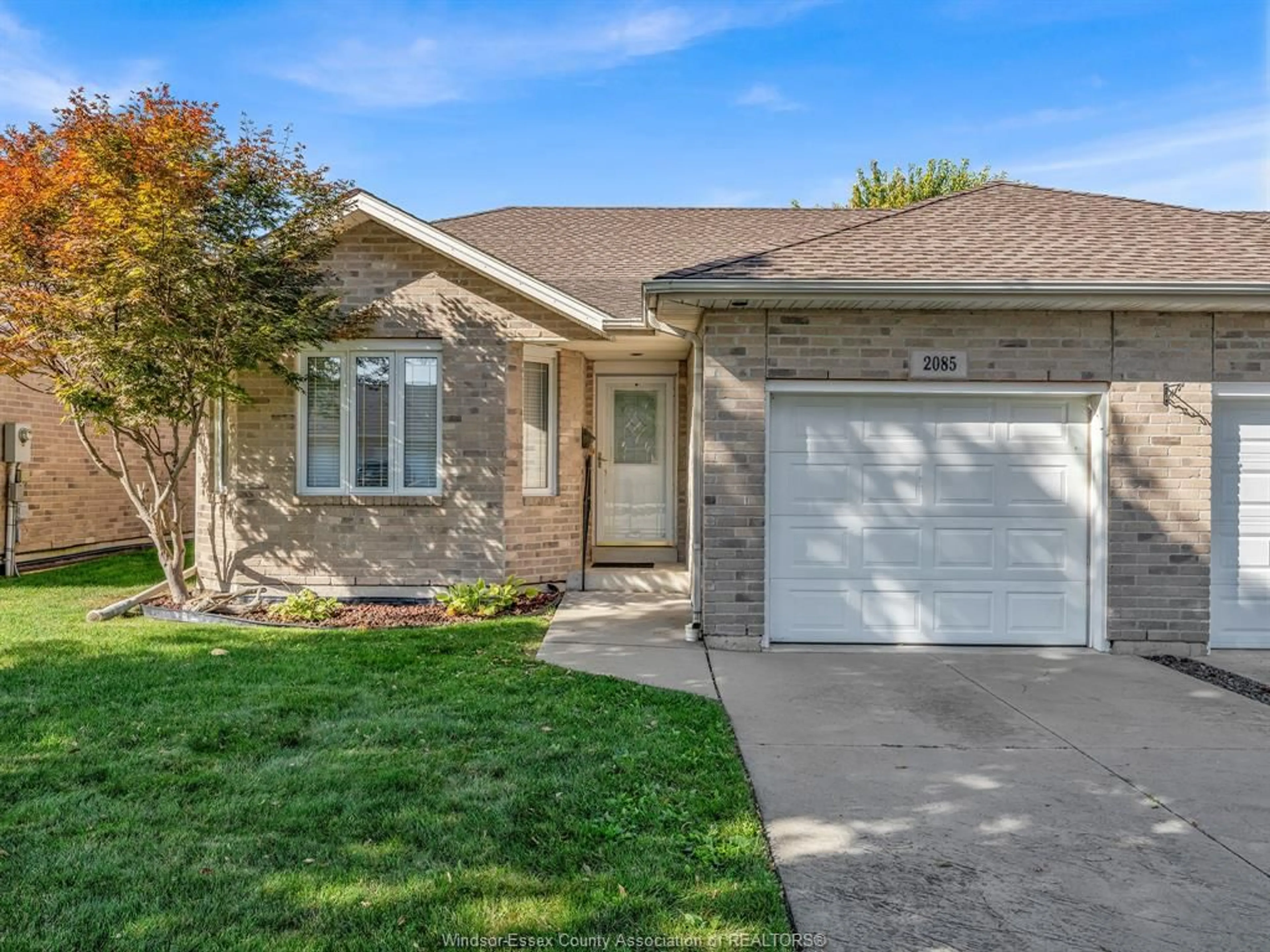 Home with brick exterior material, street for 2085 CLOVER Ave, Windsor Ontario N8P 1W5