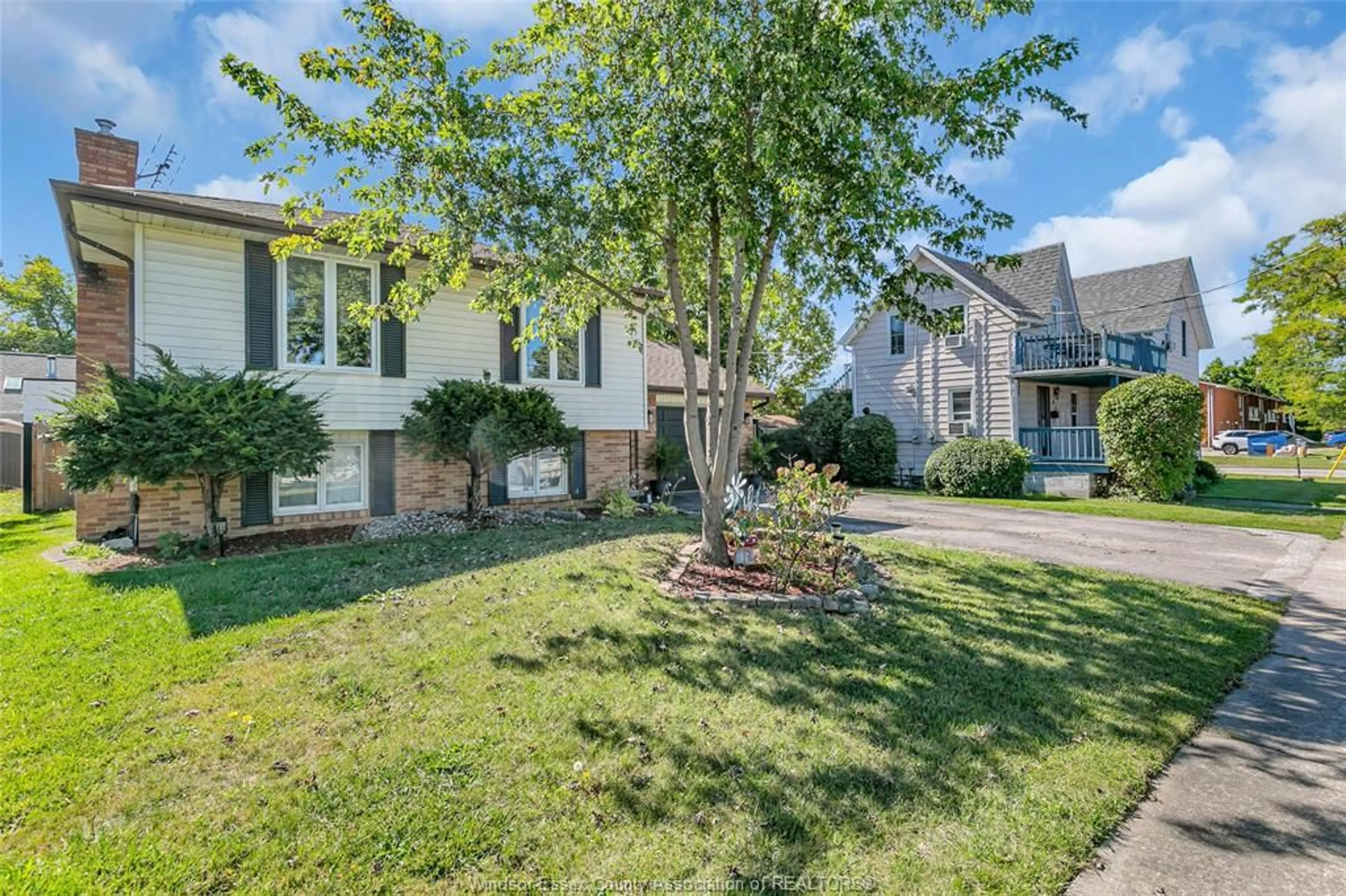 Unknown for 630 ST. CHARLES St, Belle River Ontario N0R 1A0