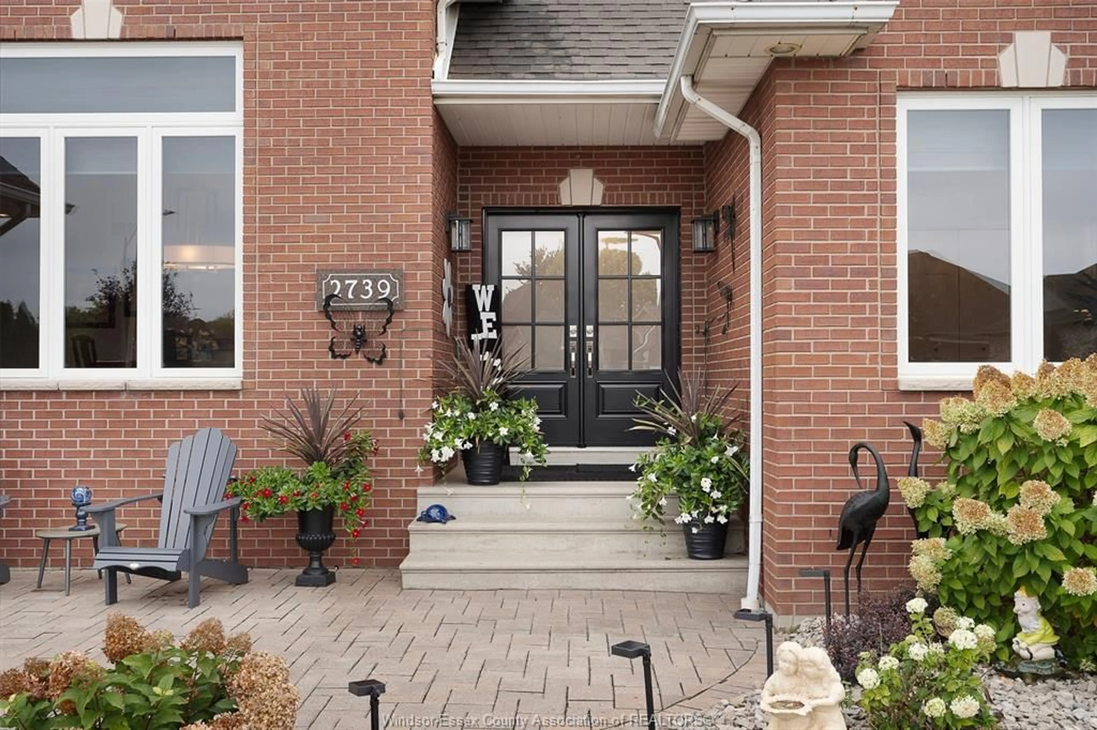 Unknown for 2739 LOMBARDY, LaSalle Ontario N9H 2L8