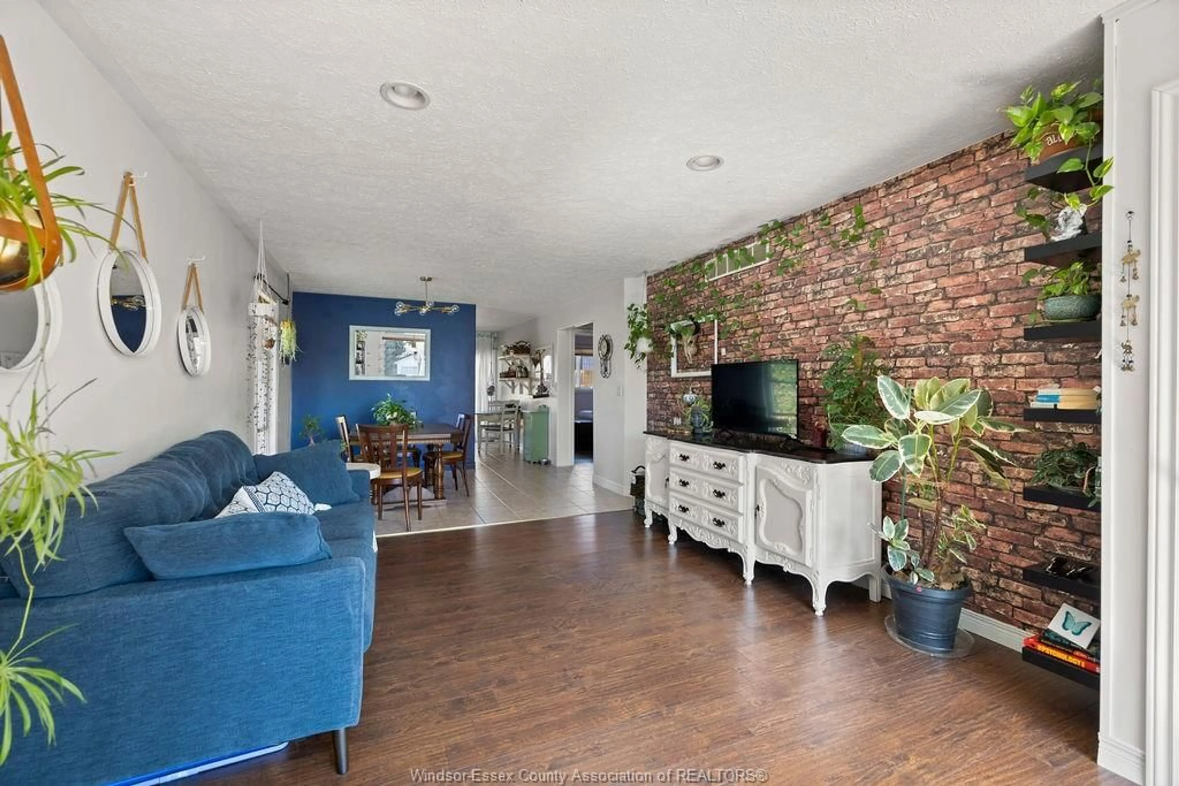 Living room with furniture, unknown for 294 ERIEVIEW, Kingsville Ontario N9Y 1M4