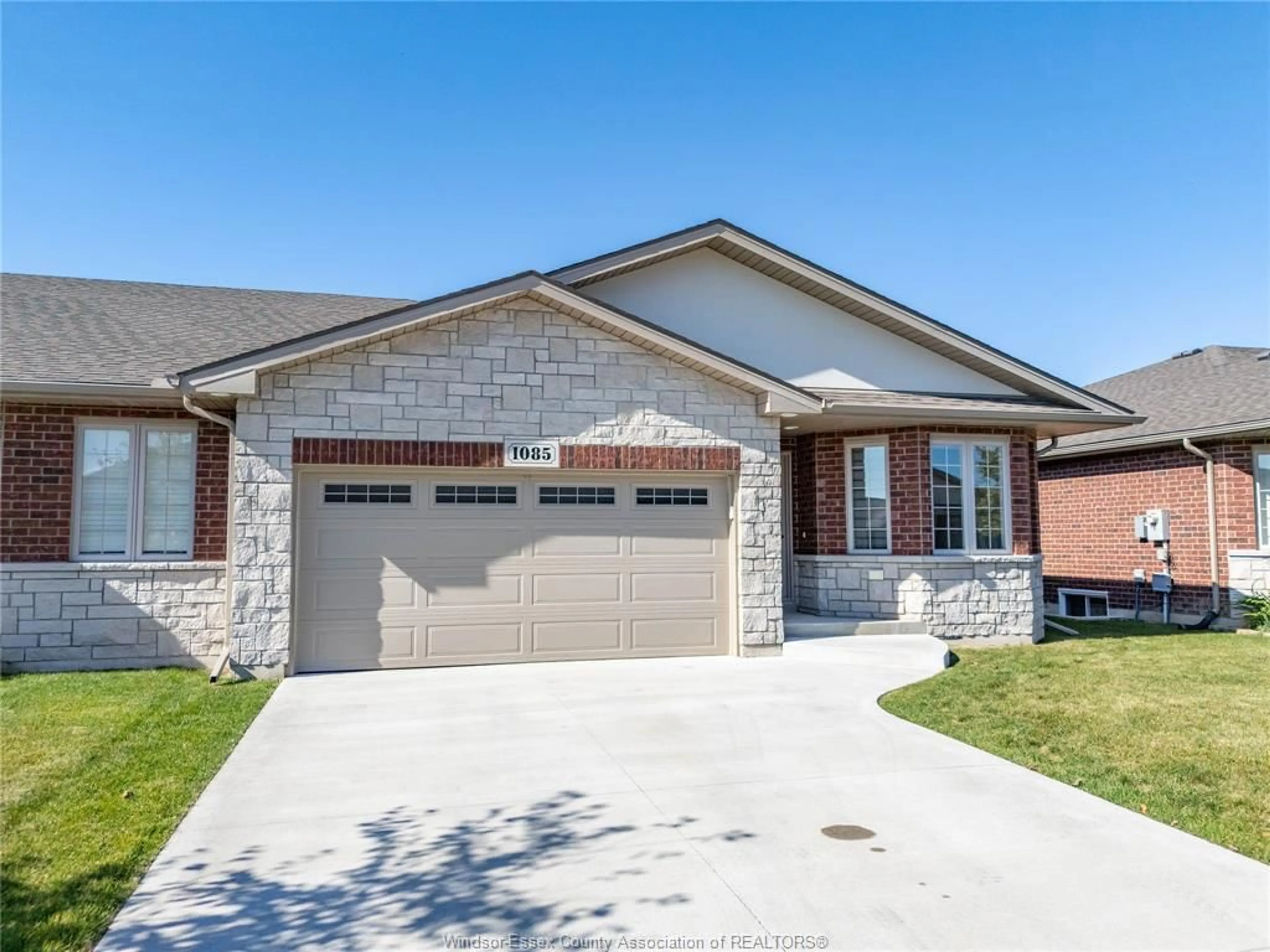 Home with brick exterior material, street for 1085 COPELAND Ave, Windsor Ontario N8P 1E3