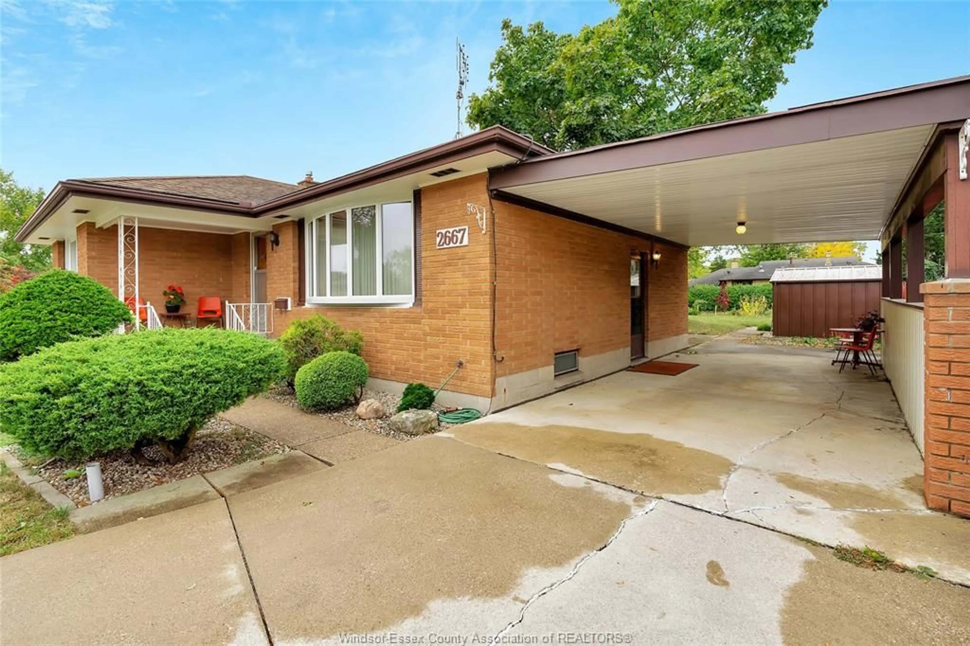 Home with brick exterior material, street for 2667 ARMSTRONG, Windsor Ontario N8T 2G2