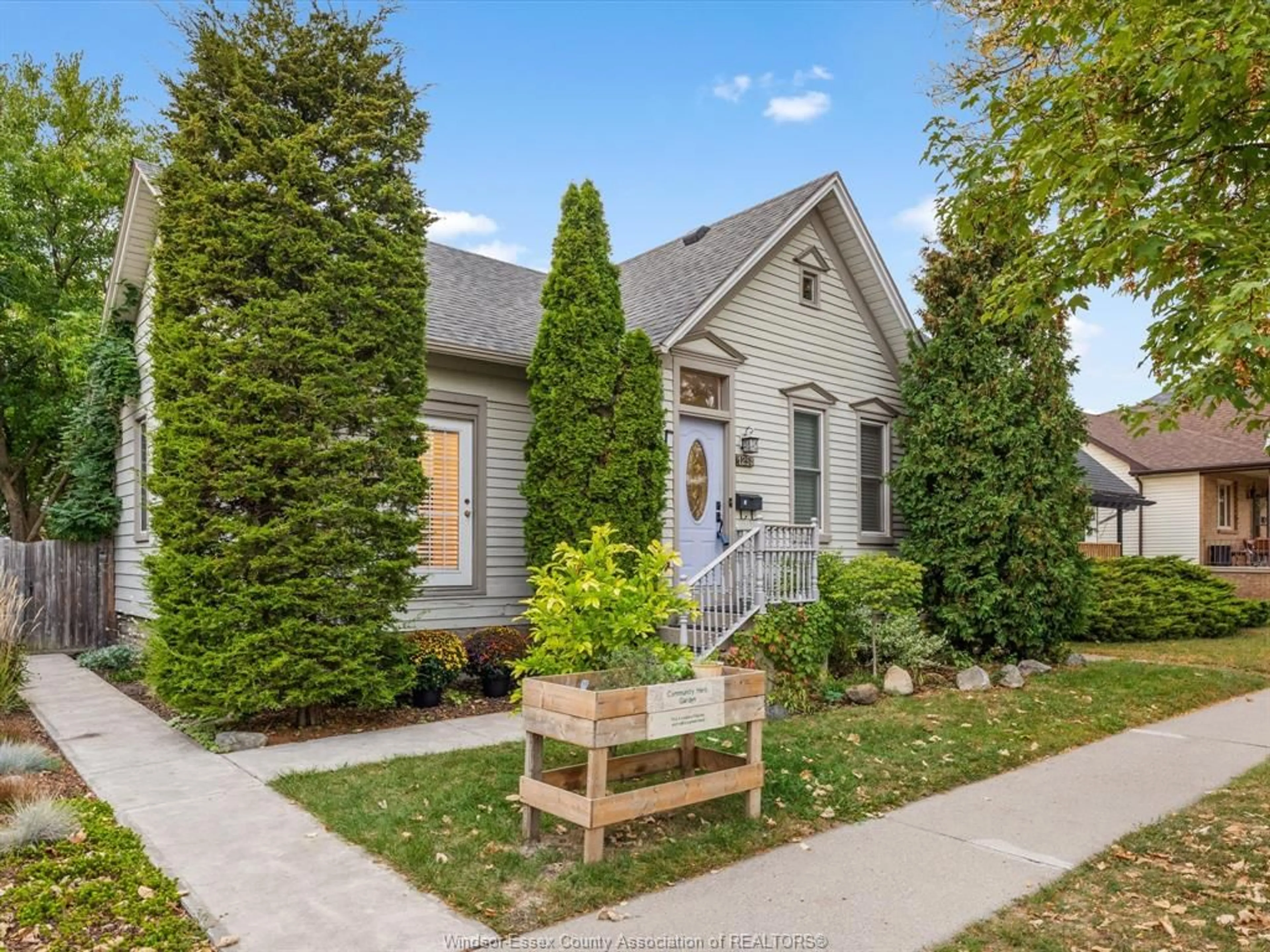 Home with brick exterior material, street for 1251 MONMOUTH, Windsor Ontario N8Y 3M2