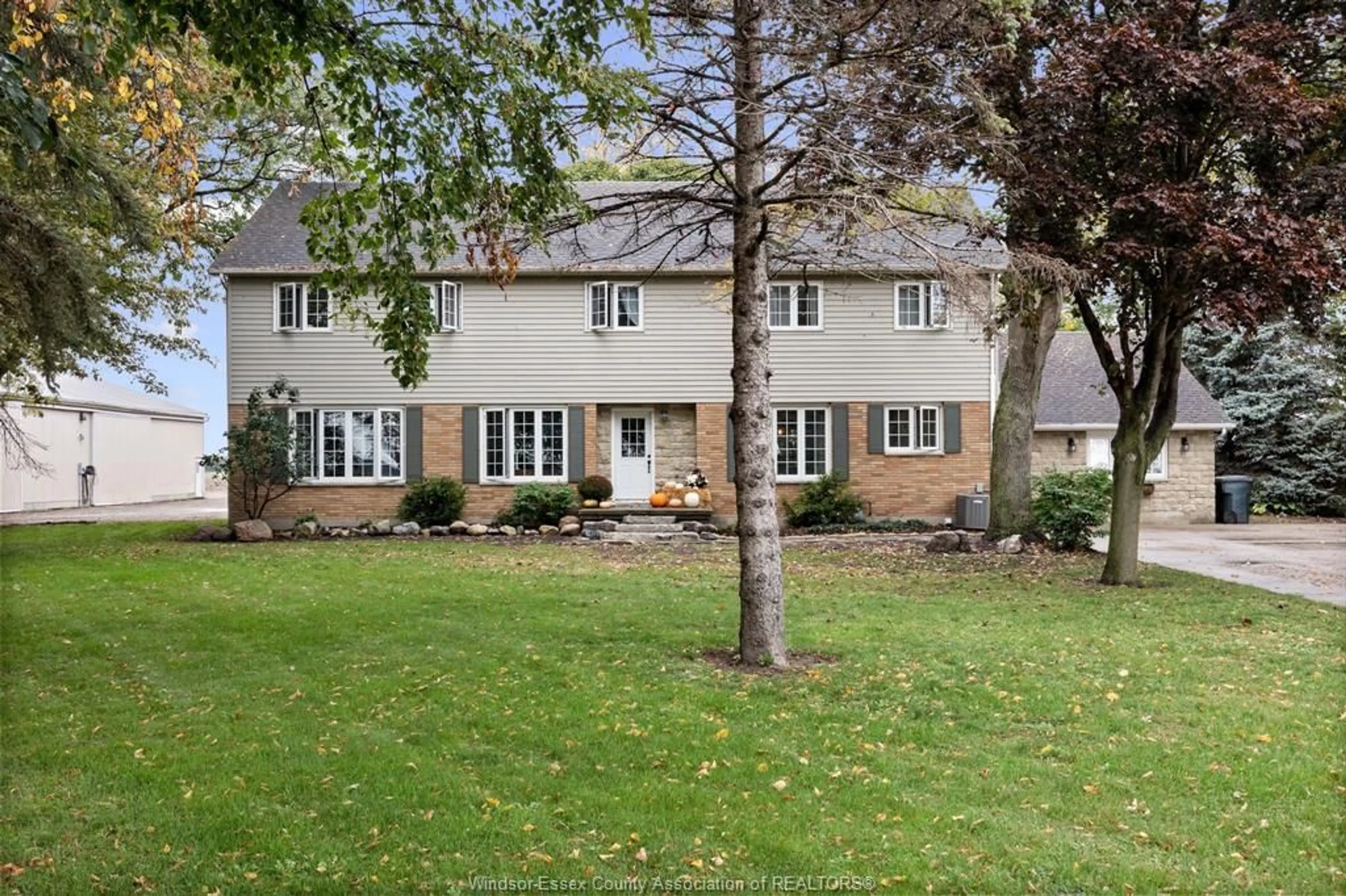 A pic from outside/outdoor area/front of a property/back of a property/a pic from drone, street for 6653 ST PHILLIPPES Line, Grande Pointe Ontario N0P 1S0