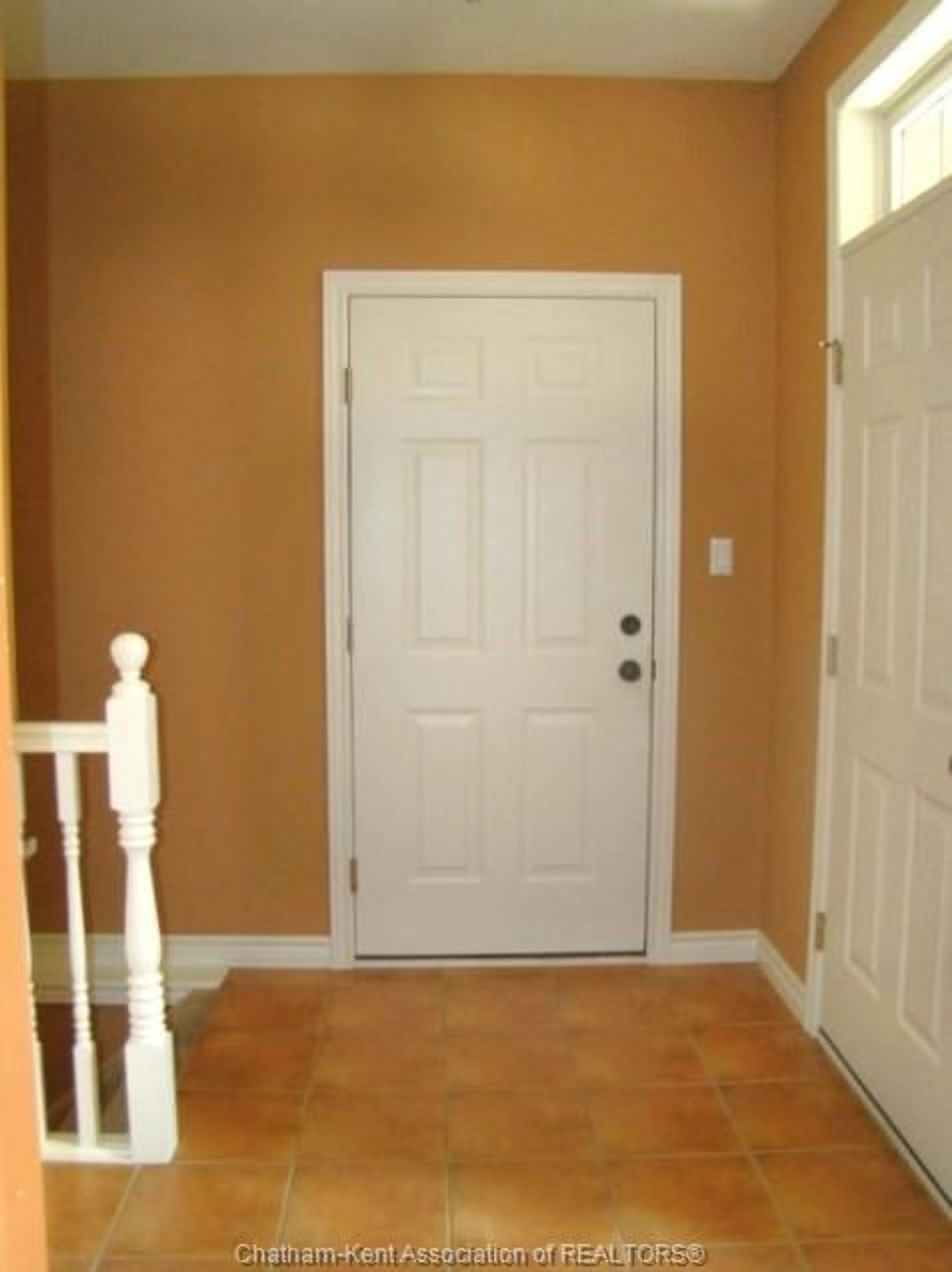 Indoor entryway for 4 RED LEAF Lane, Ridgetown Ontario N0P 2C0