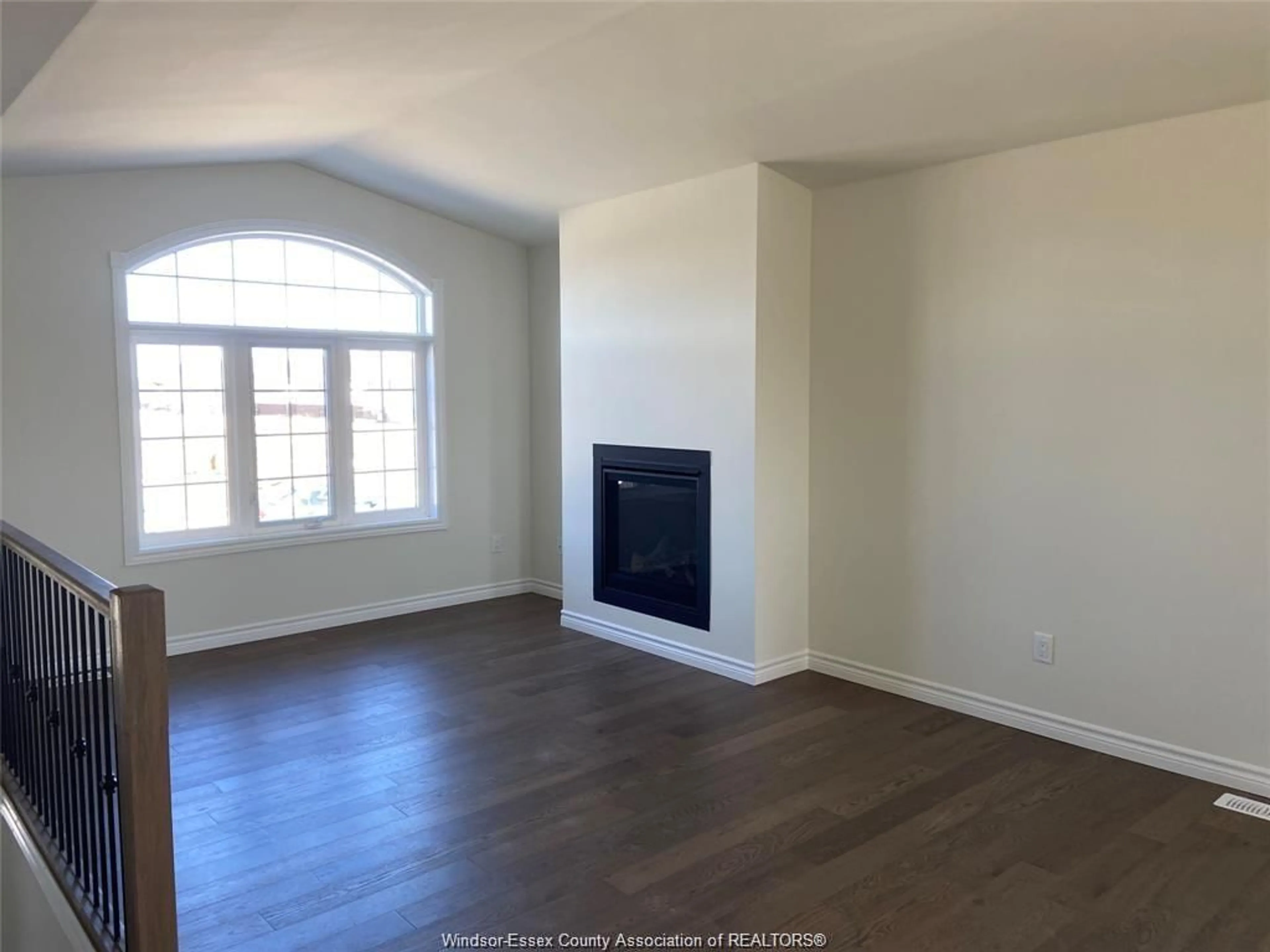 A pic of a room for 1061 ASPEN RIDGE Cres, Lakeshore Ontario N0R 1A0
