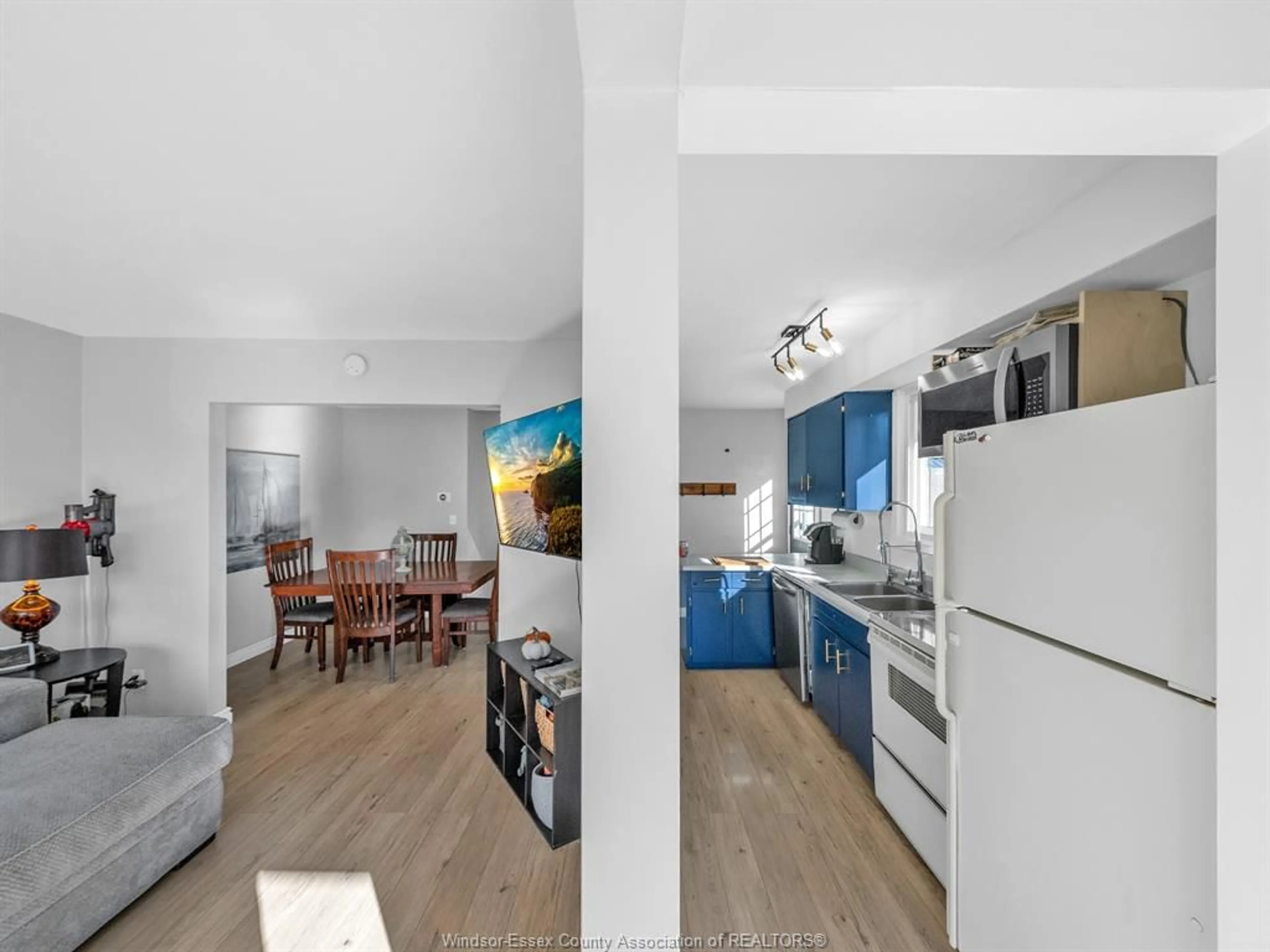 Open concept kitchen, unknown for 129 LANSDOWNE Ave, Kingsville Ontario N9Y 1S4