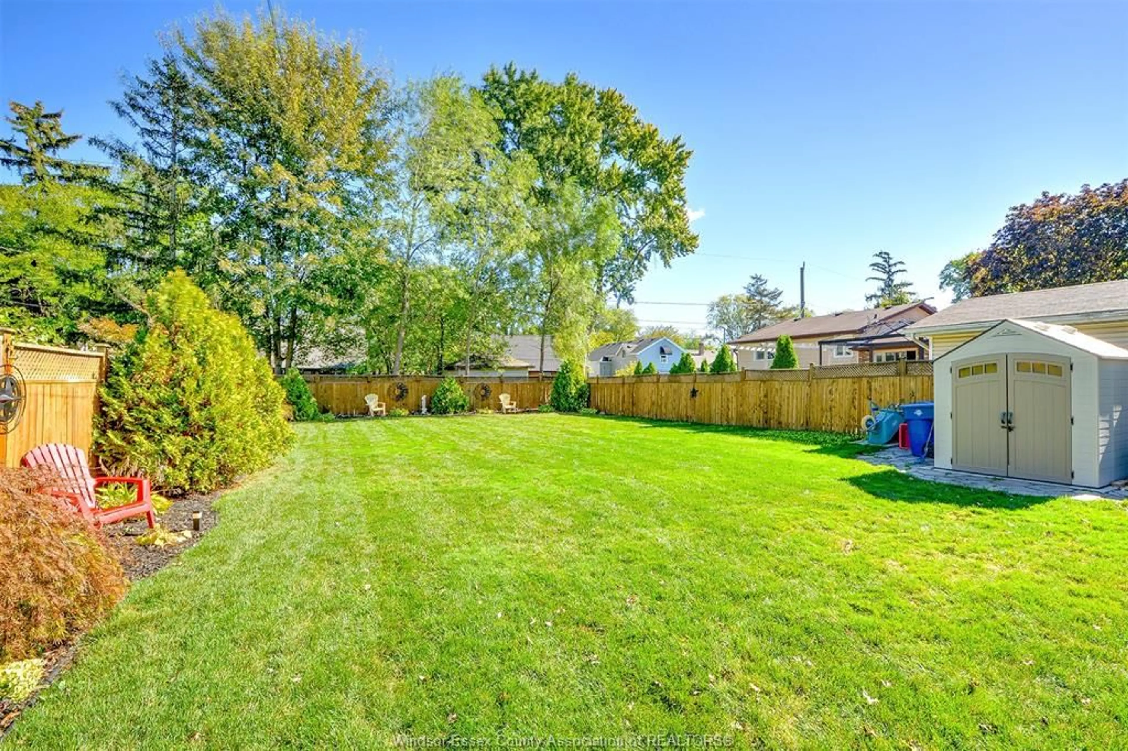Patio, unknown for 988 PARKVIEW Ave, Windsor Ontario N8S 2X4