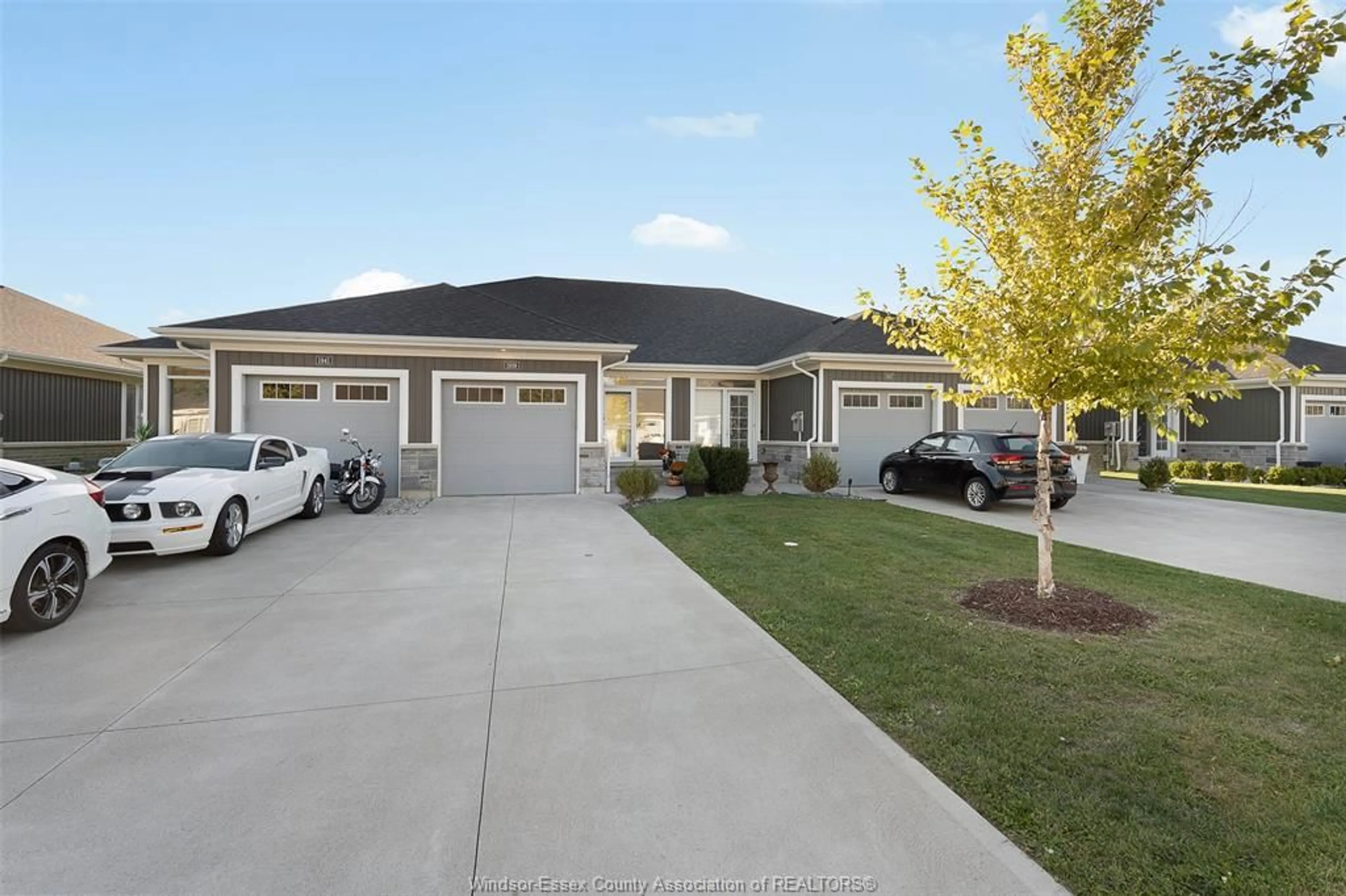 Home with vinyl exterior material, street for 1939 ETHAN Crt, Windsor Ontario N8T 1G1